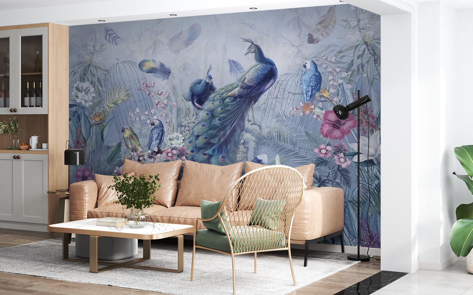 Fotobehang papegaaien en pauwen in een oproer van bloemen in de tuin