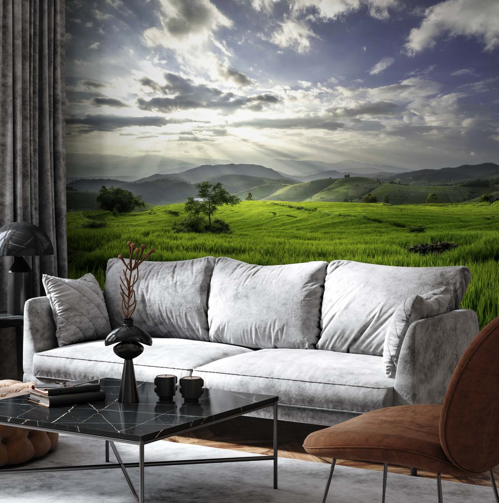 Fotobehang een vlakte ondergedompeld in het groen van de bergen wordt verlicht door zonnestralen