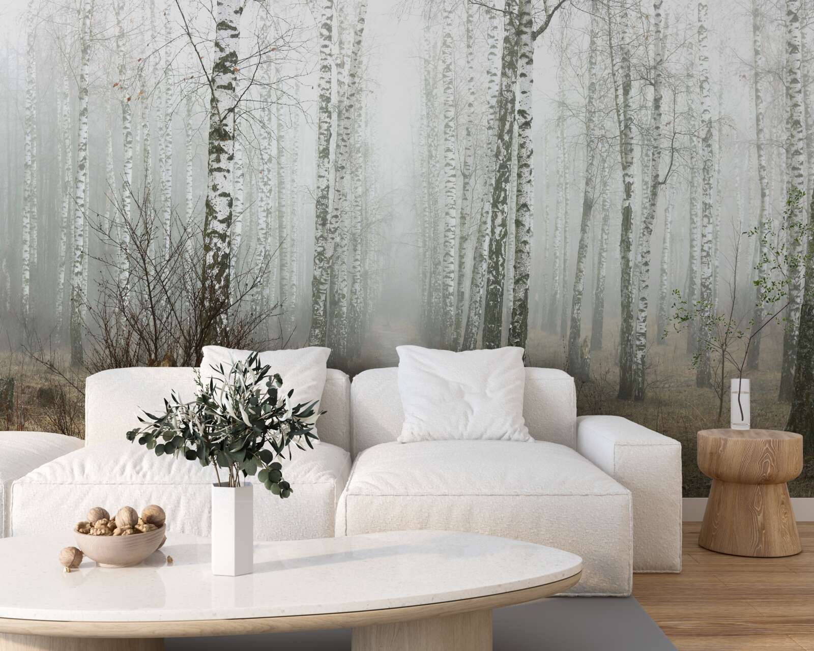 Fotobehang Een pad door een mistig bos vol berkenbomen