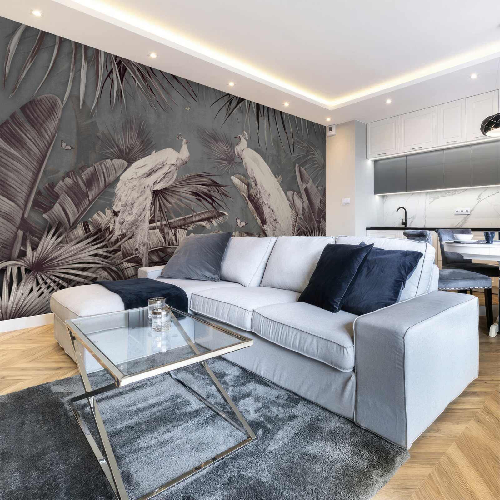 Fotobehang witte pauwen bereiden zich voor op regen