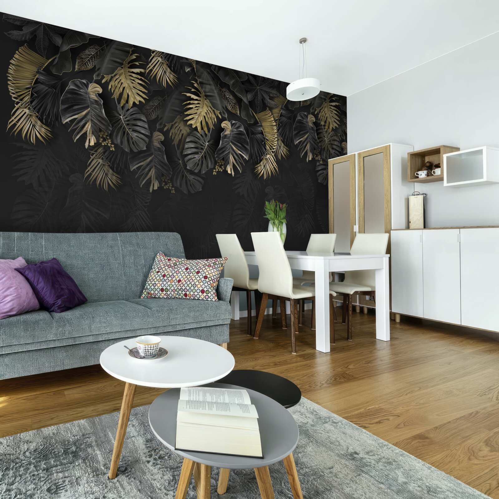 Fotobehang nachtvaren, geschilderd in gouden en groene tinten