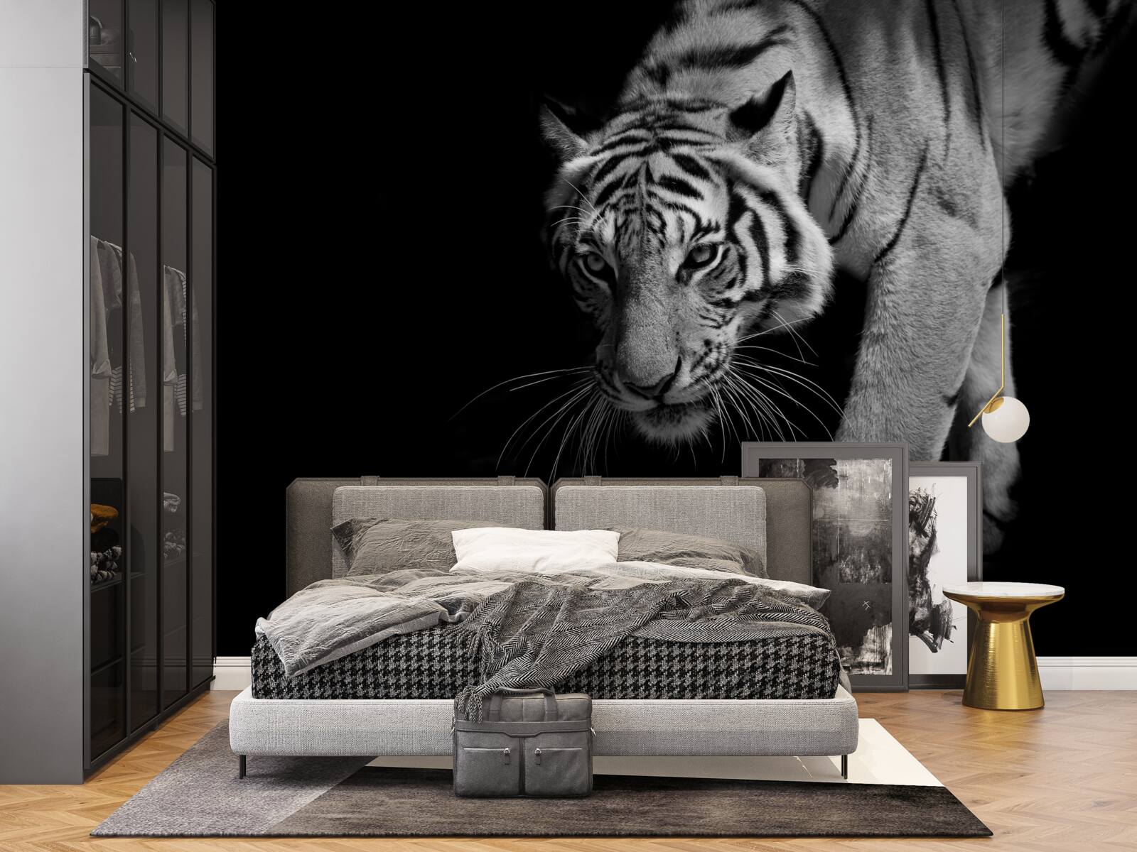 Fotobehang tijger kruipend tegen de achtergrond van duisternis