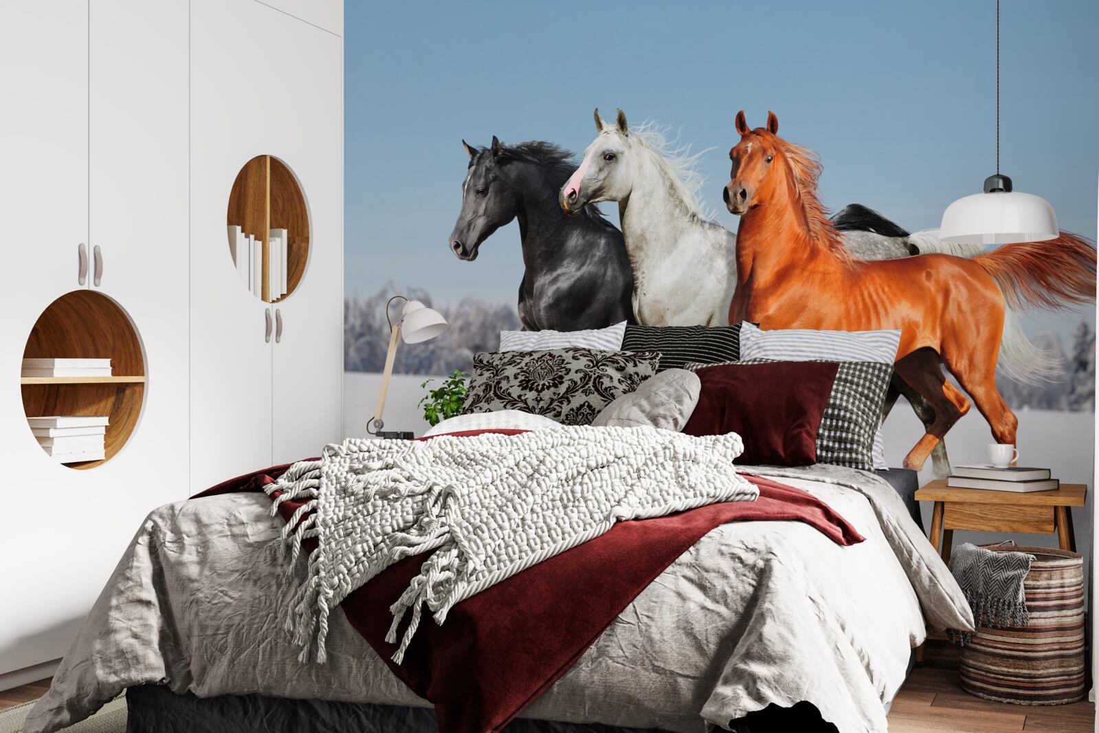 Fotobehang drie paarden in galop op besneeuwde grond