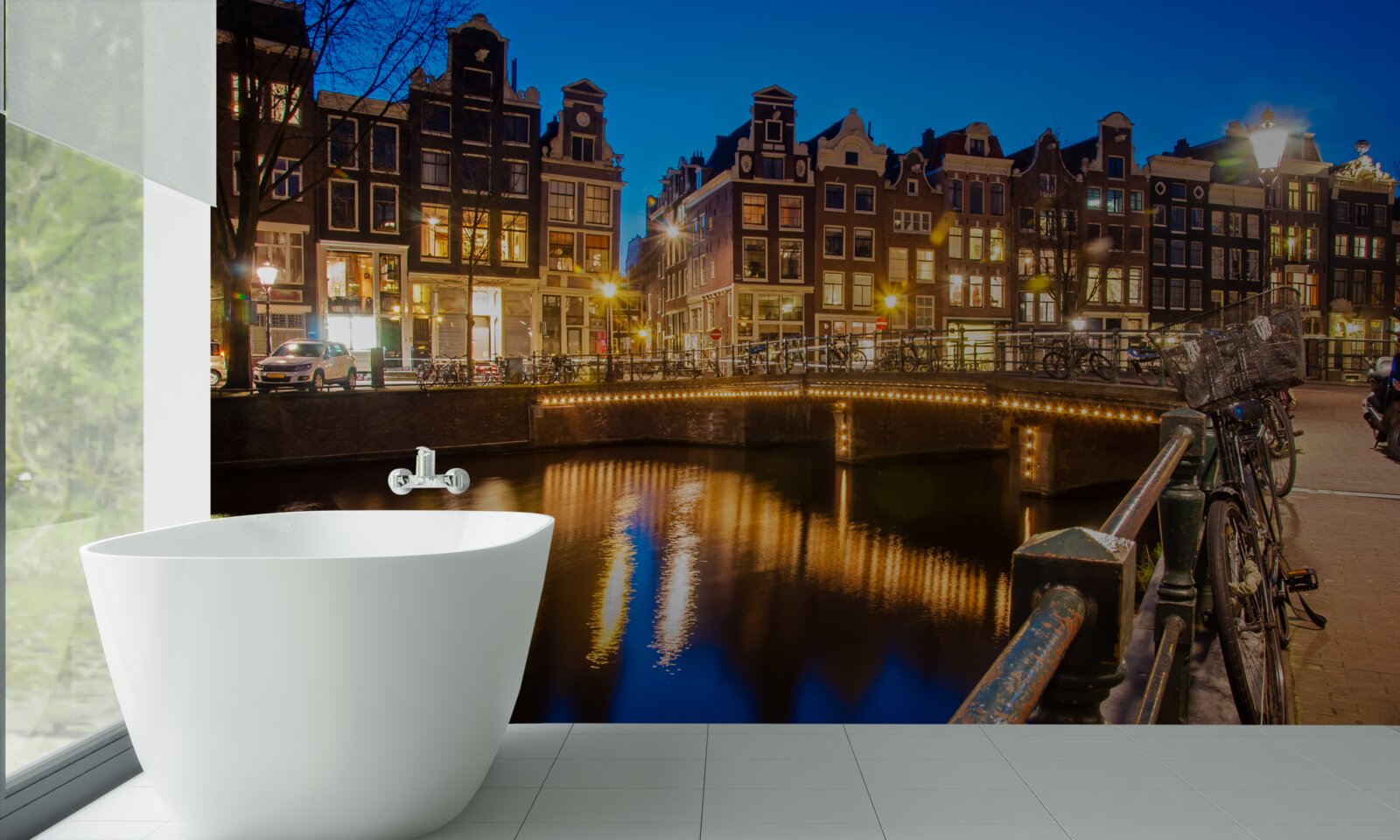 Fotobehang weerspiegeling van amsterdam in het water bij nacht