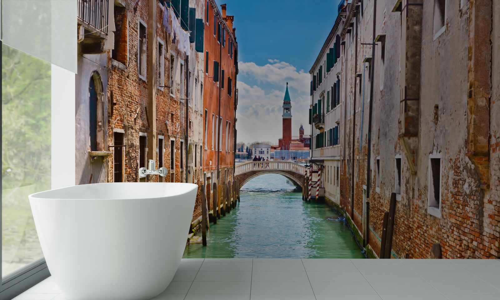 Fotobehang uitzicht op venetiaans kasteel vanaf het kanaal