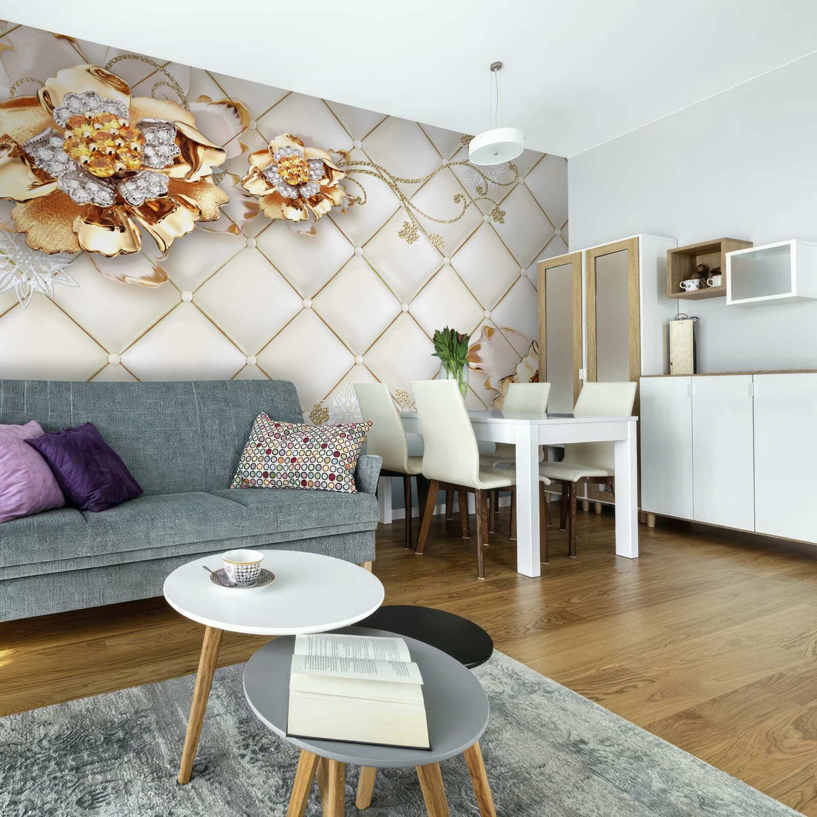 Fotobehang bloemknoppen met parels, die doen denken aan goud