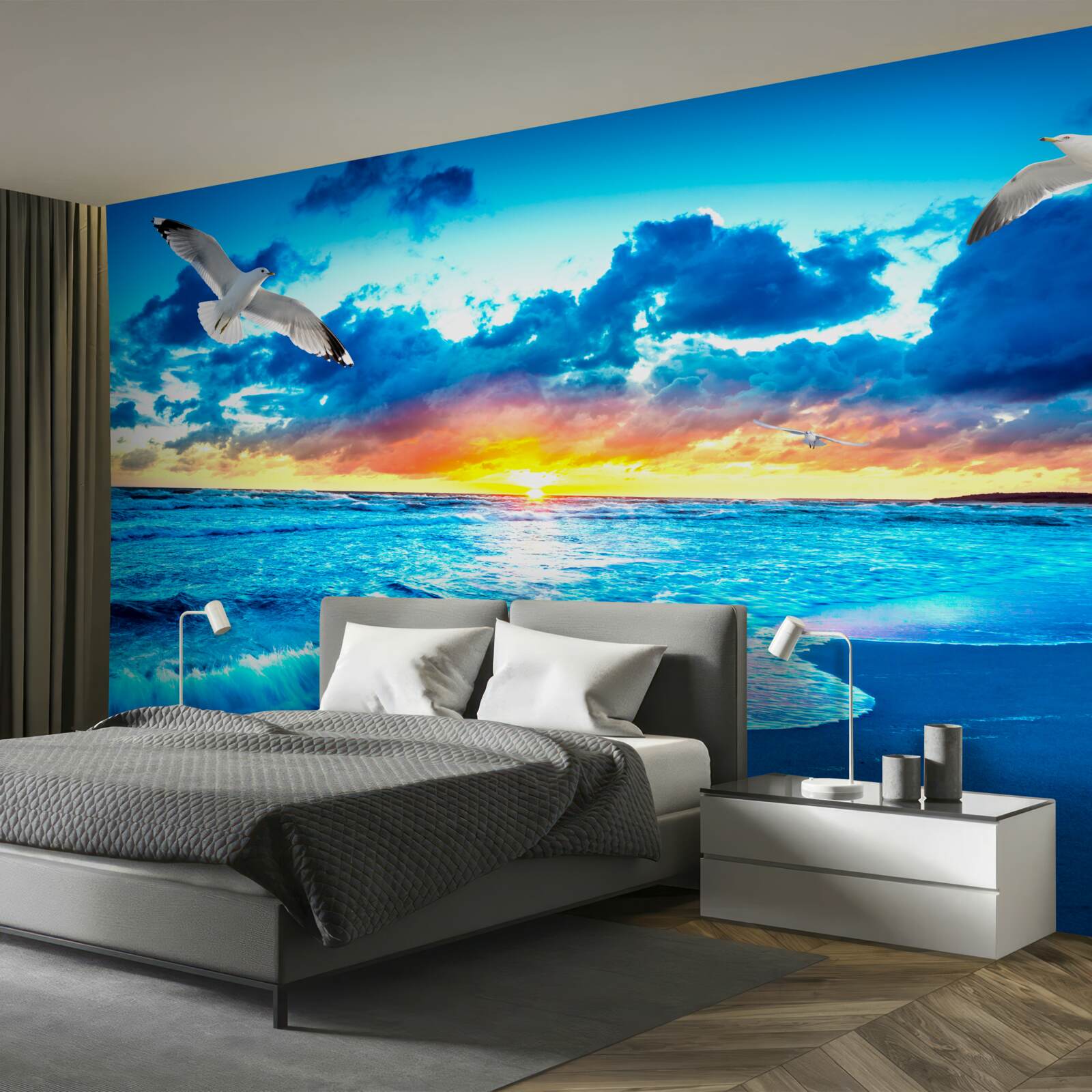 Fotobehang zonsondergang over zee en dromende meeuwen