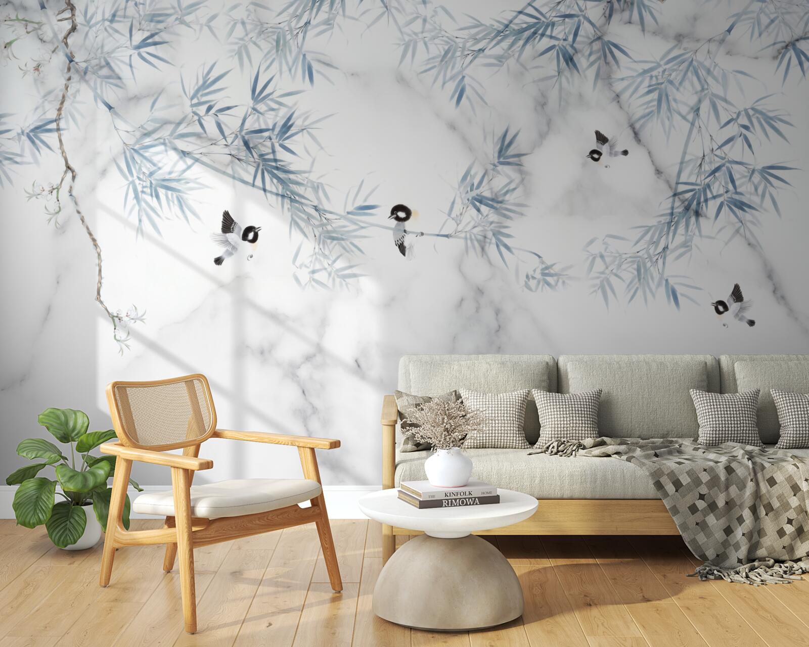 Fotobehang marmer is sneeuwwit, vogels kruimelen op takken