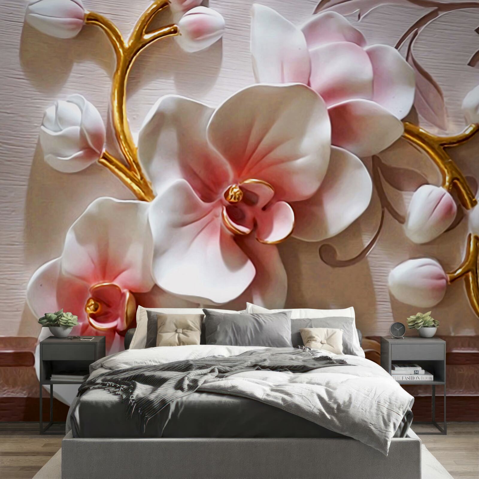 Fotobehang bloeiende majestueuze orchideeën en ongeopende knoppen