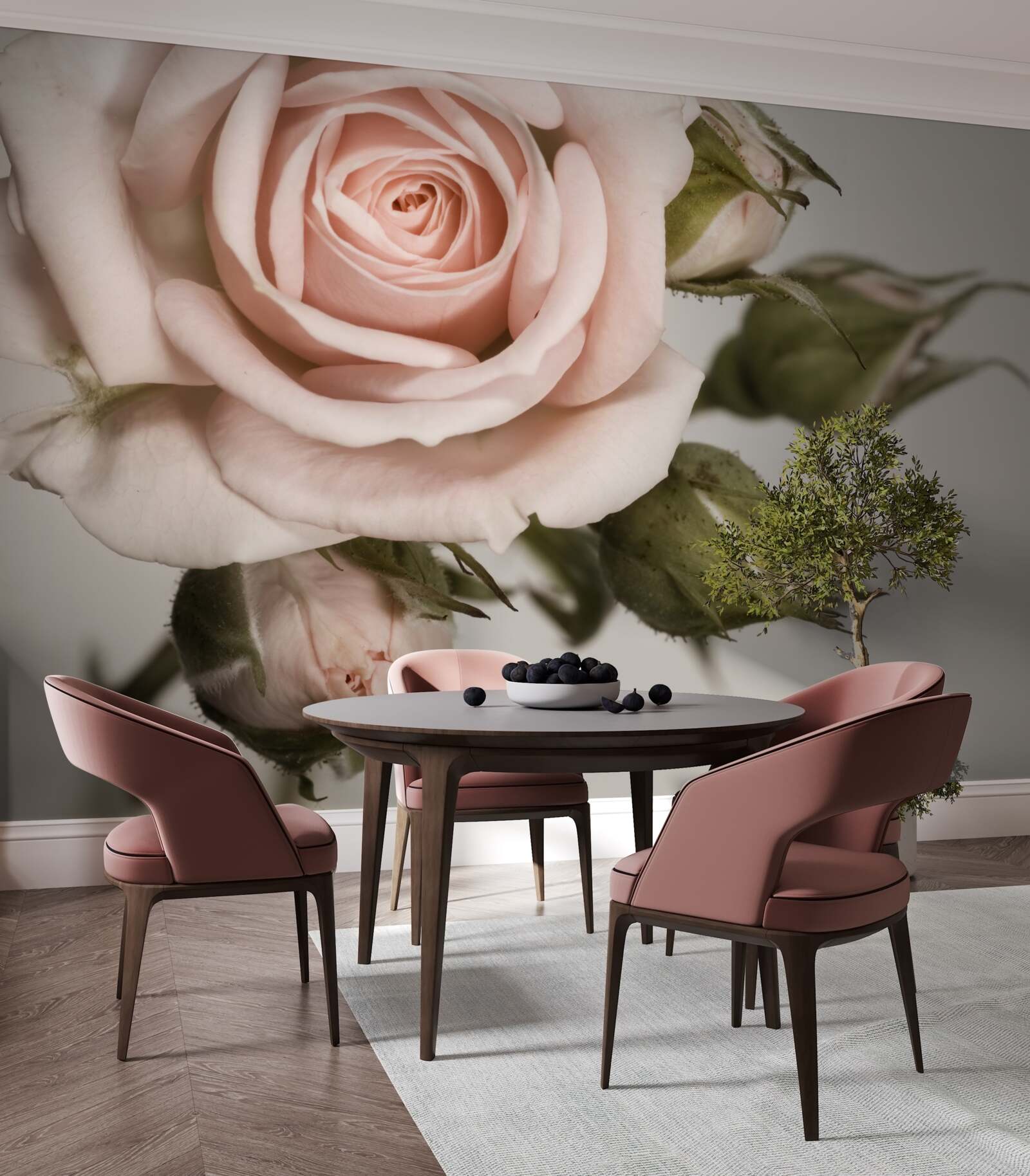 Fotobehang een roos in de tint poederroze en haar bloemknoppen