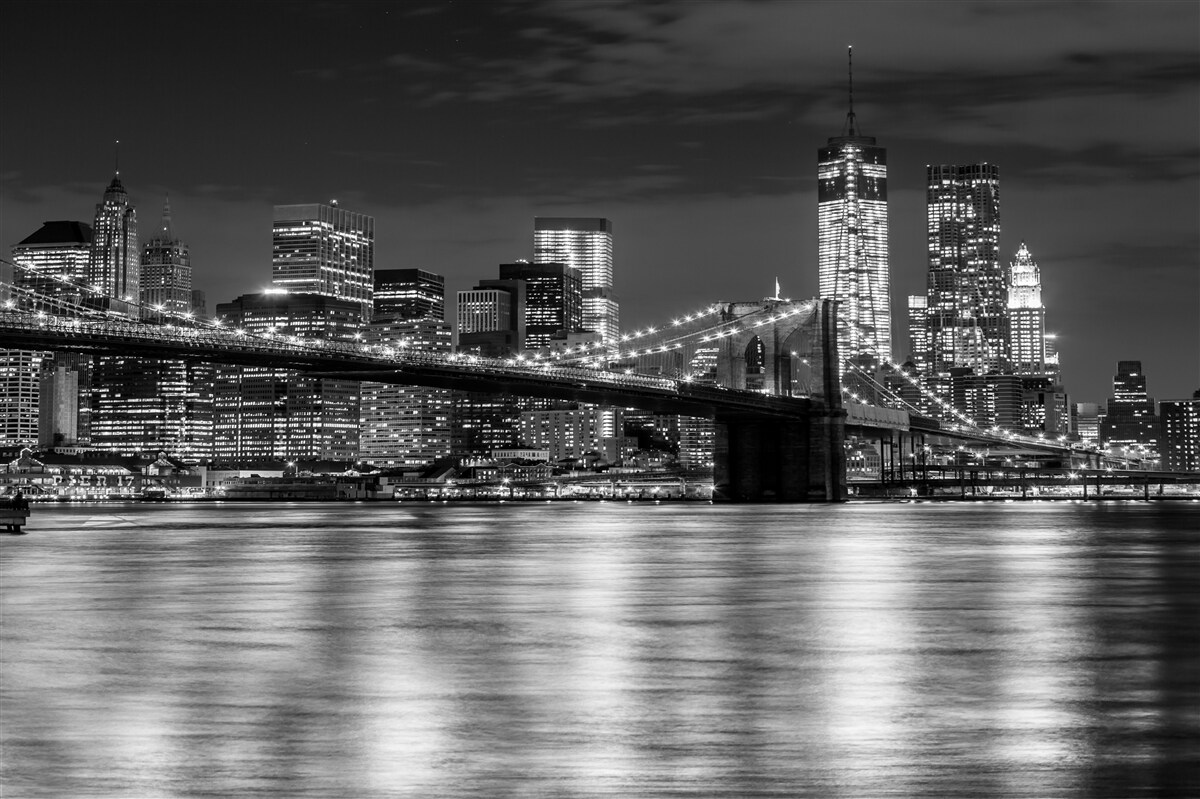 Fotobehang panorama van de brooklyn bridge in zwart-wit