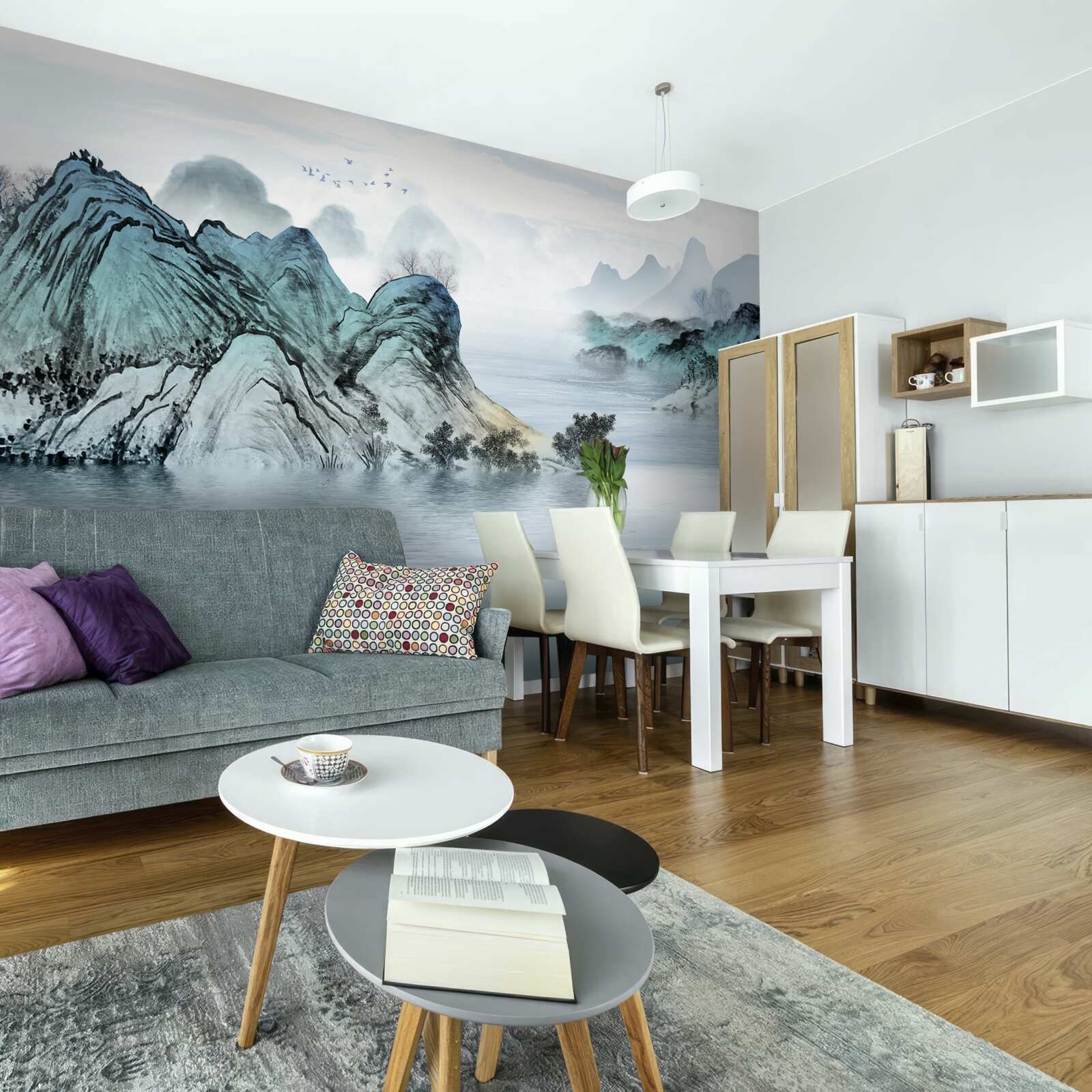 Fotobehang visser op een bergreservoir