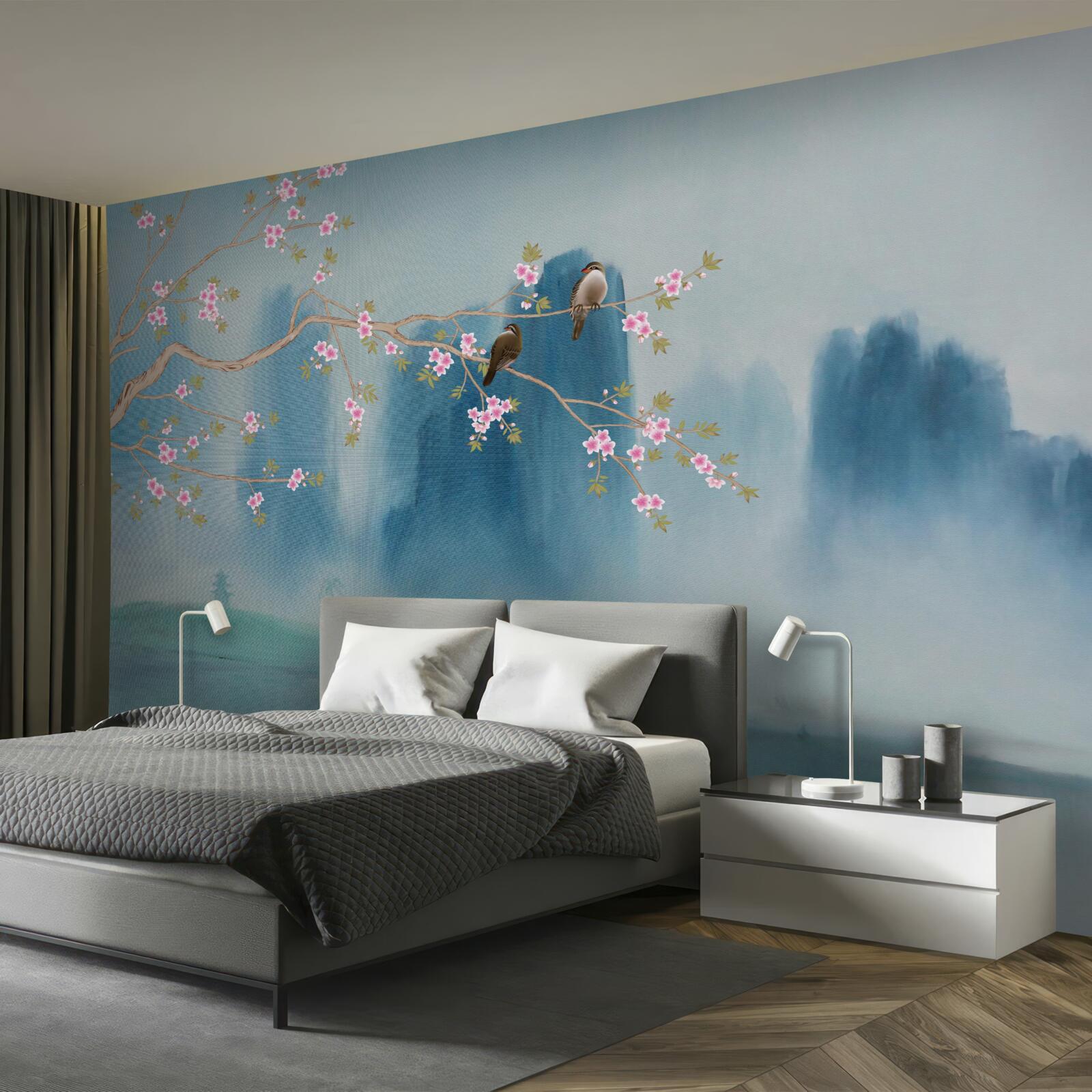 Fotobehang kersenbloesems vertakken zich boven een meer bedekt met mist