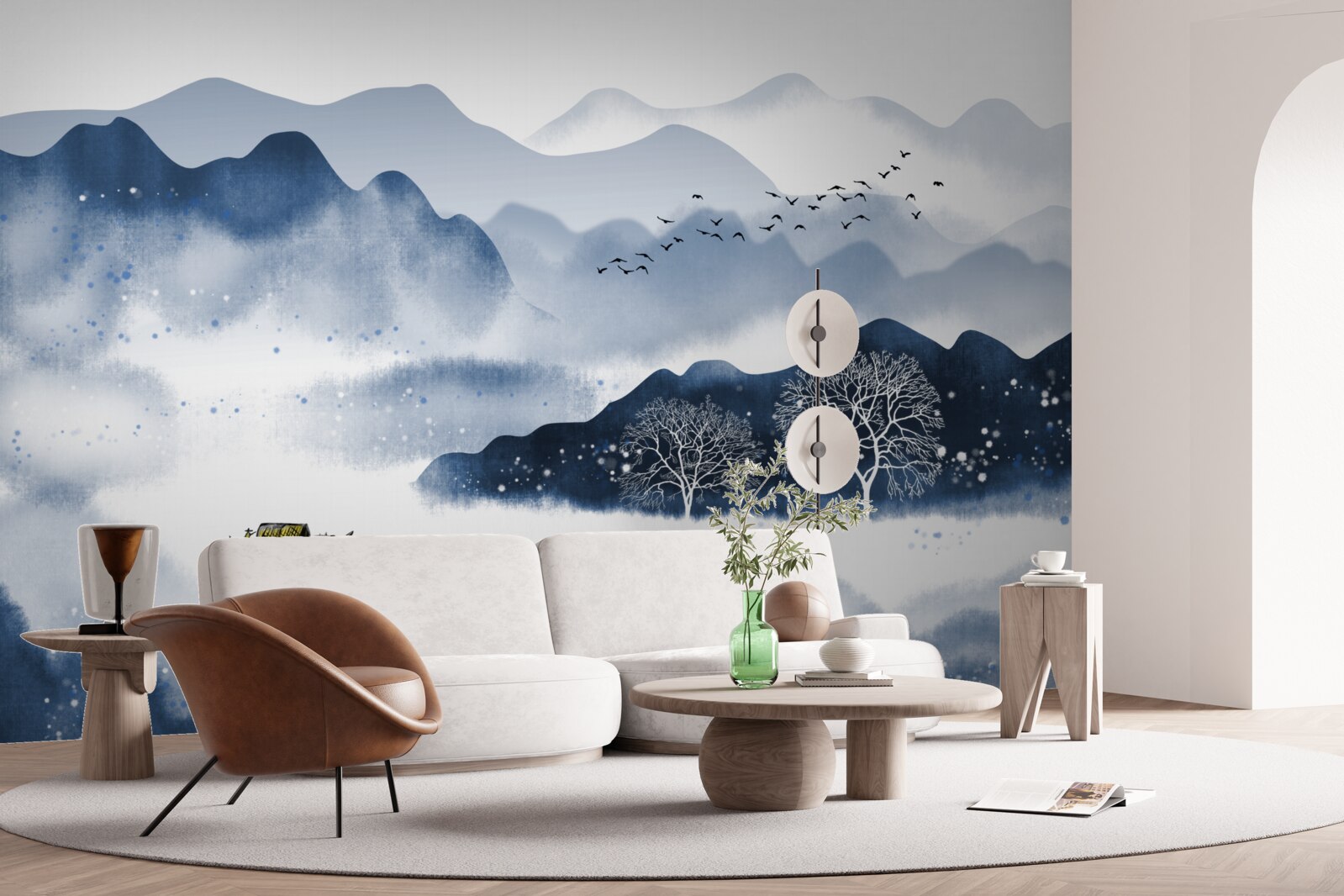 Fotobehang een visser zwemt langzaam langs een stil bergmeer