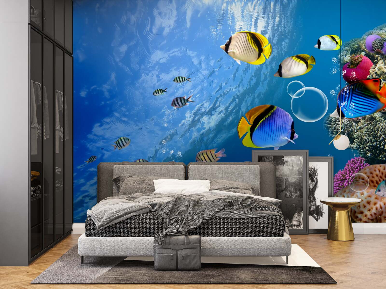 Fotobehang heldere vissen in rustig water