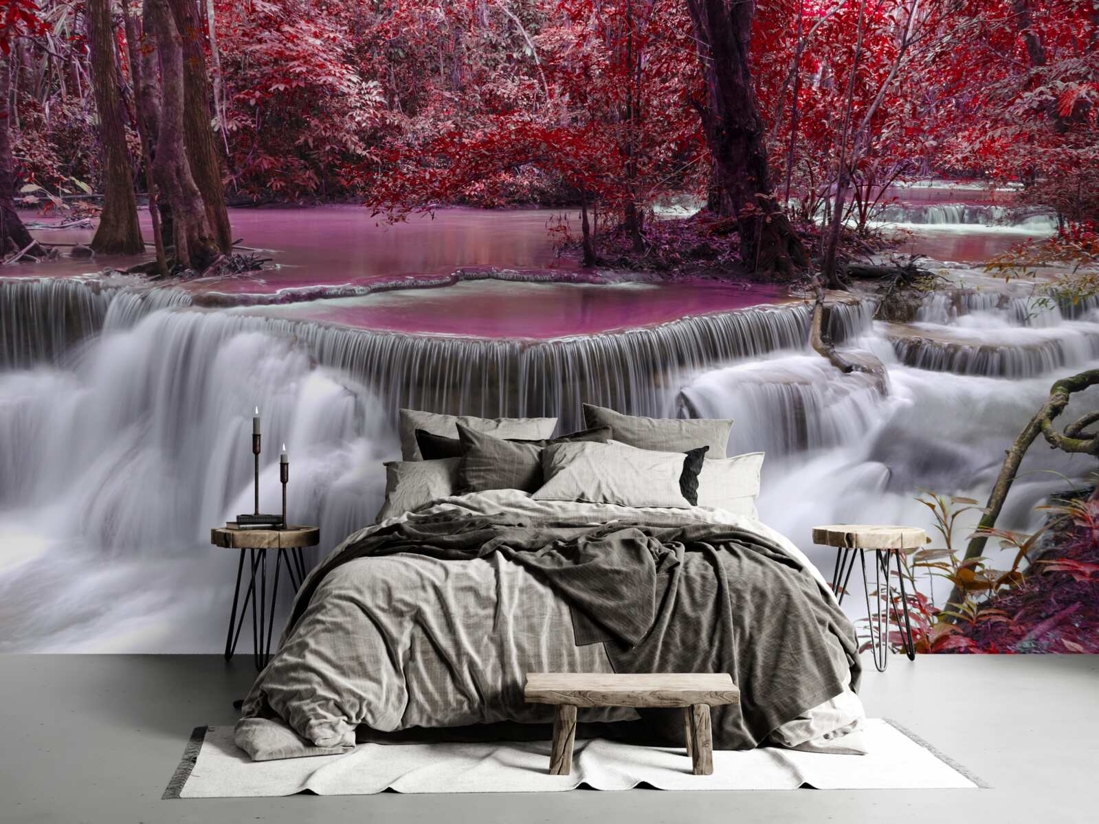 Fotobehang herfstwaterval in het bos in rode kleuren