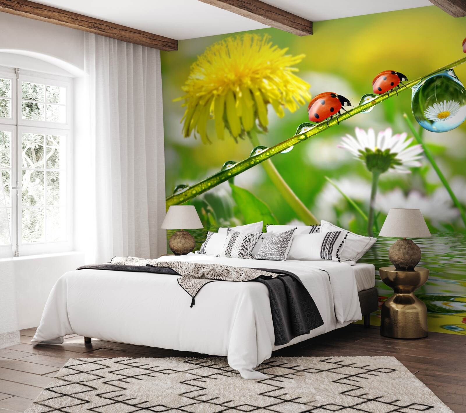 Fotobehang lieveheersbeestje en paardenbloem na een storm