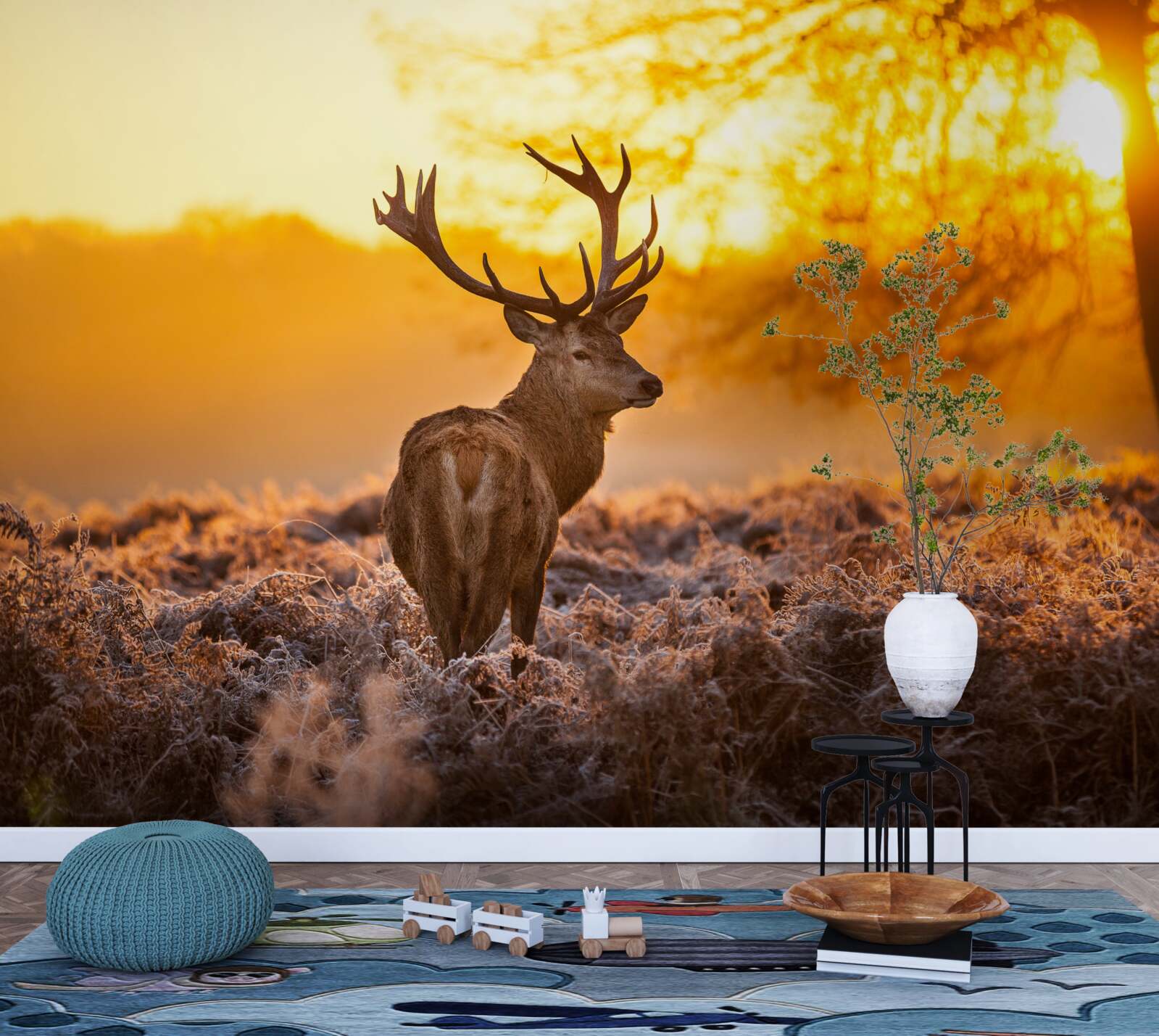 Fotobehang een elegant hert begeleidt de dageraad op een uitgestrekt veld