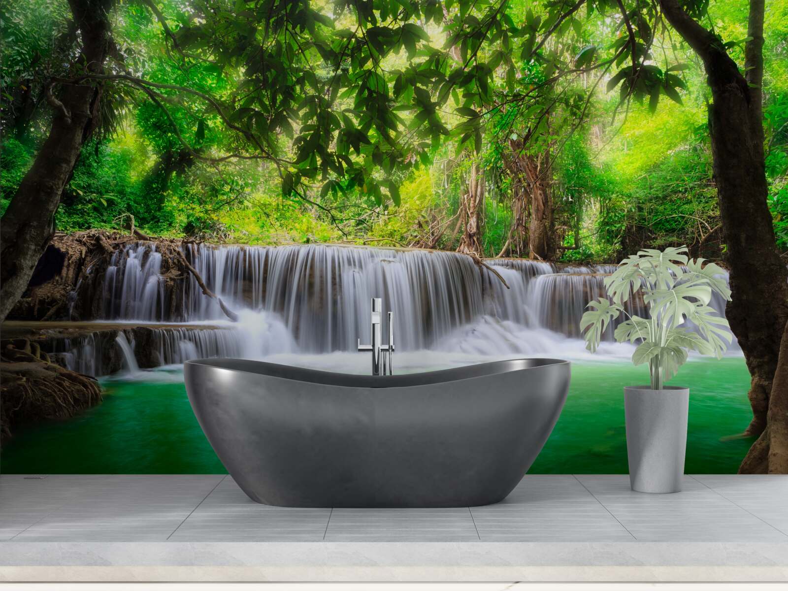 Fotobehang boswaterval voedt zijn water met smaragdgroene kleur