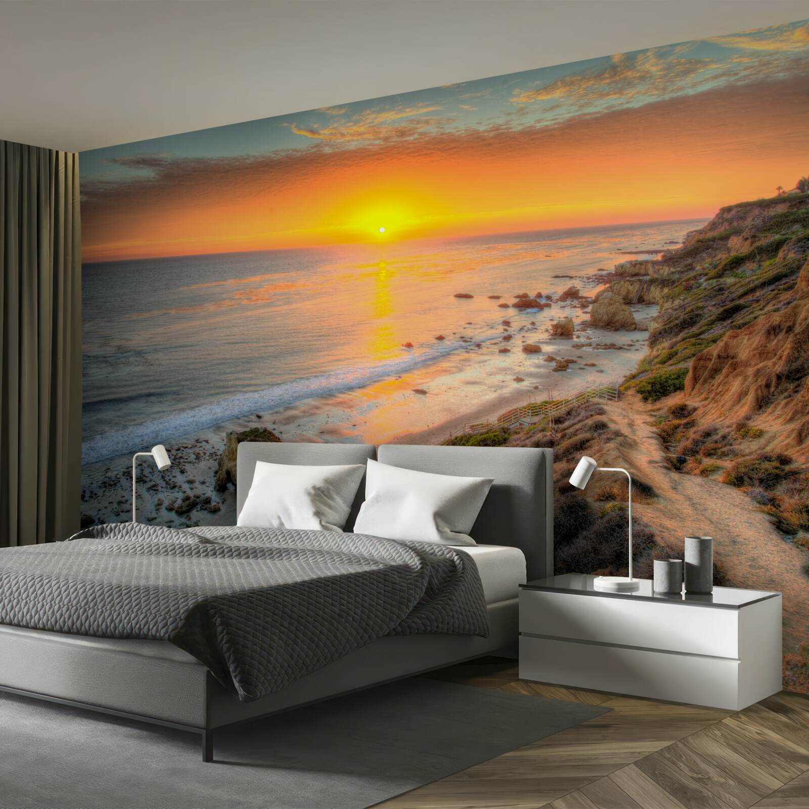 Fotobehang de zon die ondergaat in de oceaan bij zonsondergang