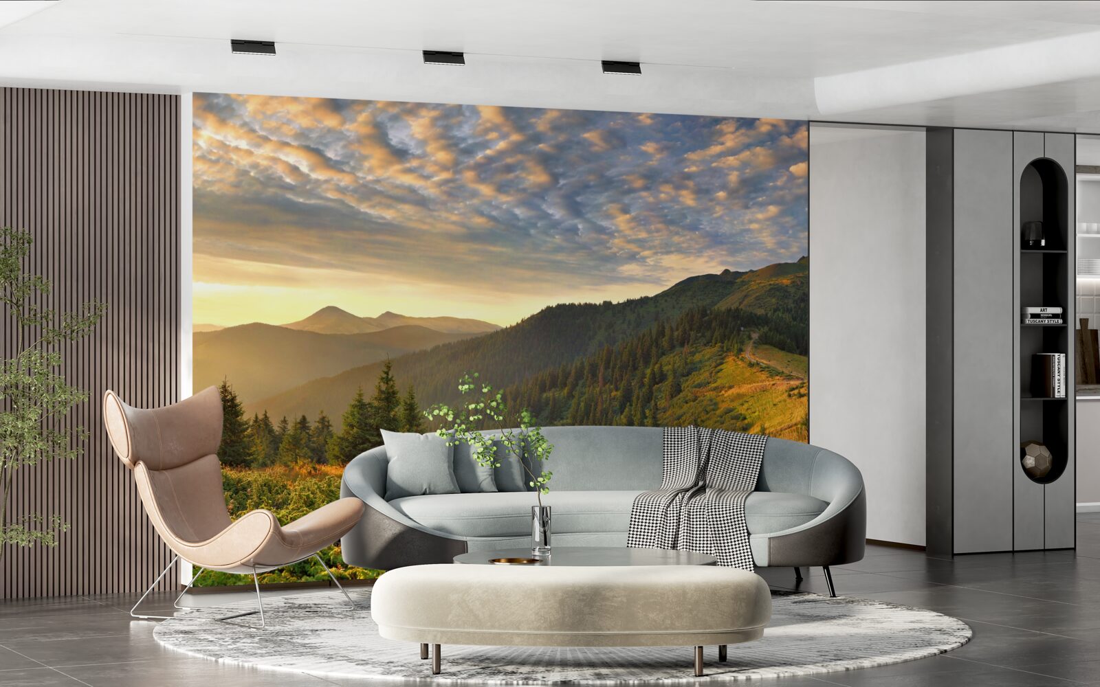 Fotobehang de wolken boven de bergen zijn geschilderd in de warme kleuren van de zonsondergang