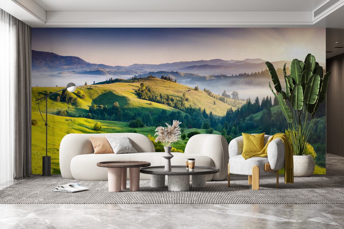 Fotobehang bergweiden komen tot leven in de warme stralen van de dageraad