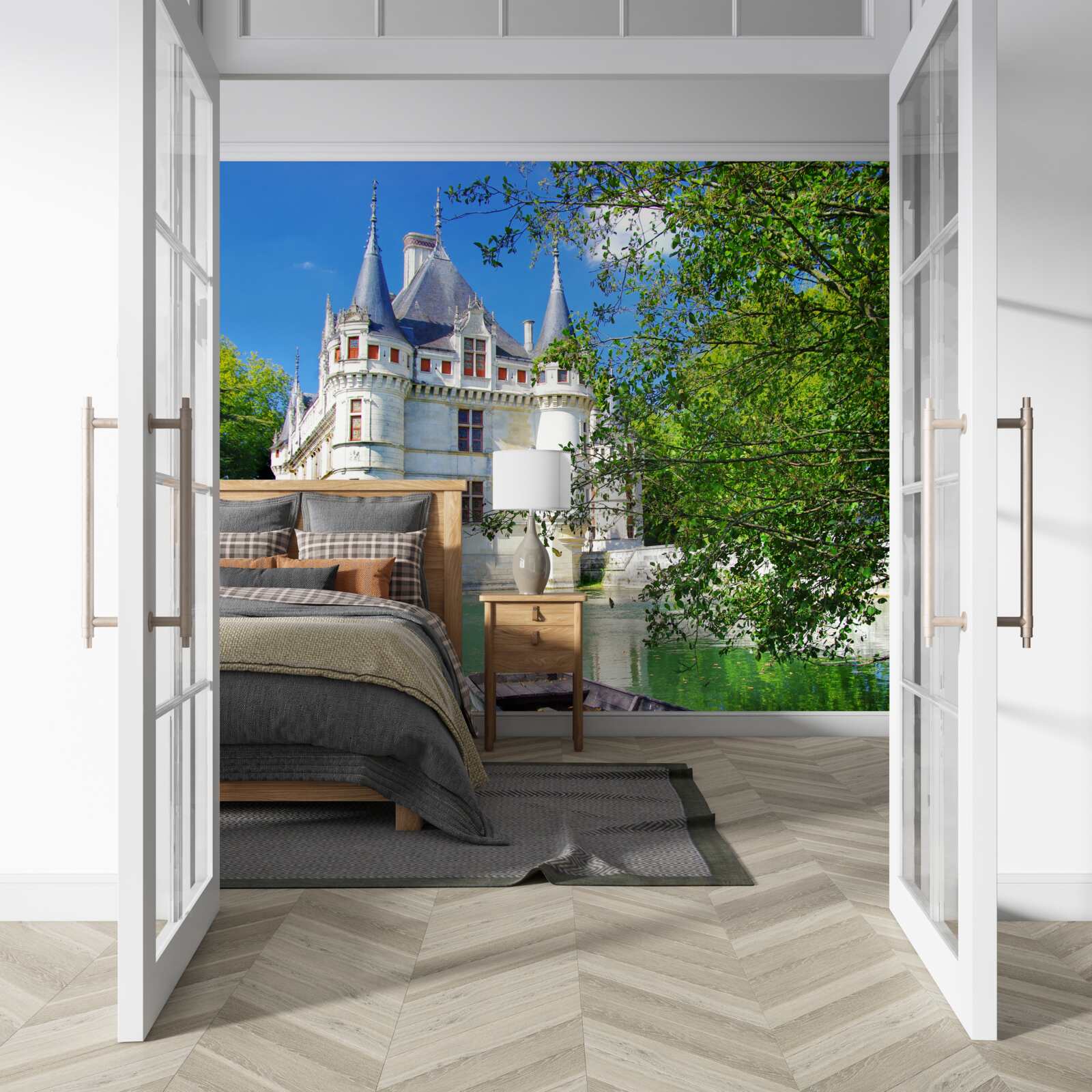 Fotobehang het zomerpaleis ligt aan de oever van een meer