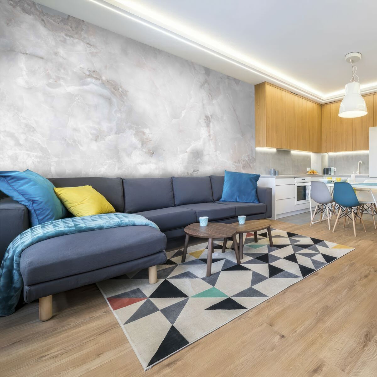 Fotobehang dichte wolken die door zonlicht worden doorbroken