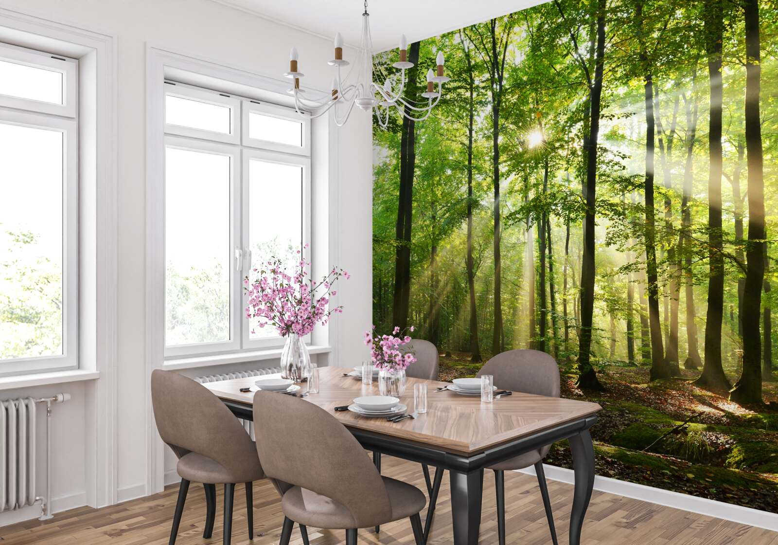 Fotobehang de zonnestralen priemen door het nette groene bos