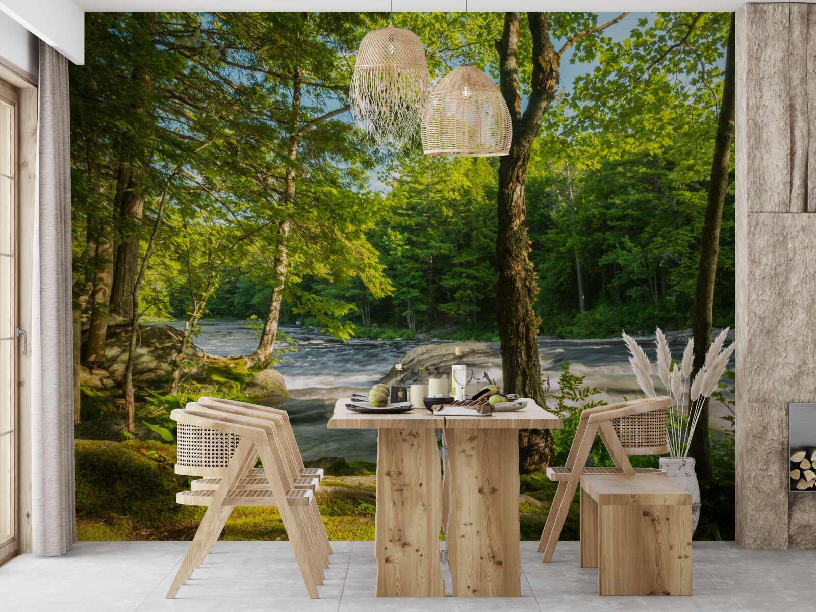 Fotobehang een lawaaierige rivier in de bergen die door een zonnig bos stroomt