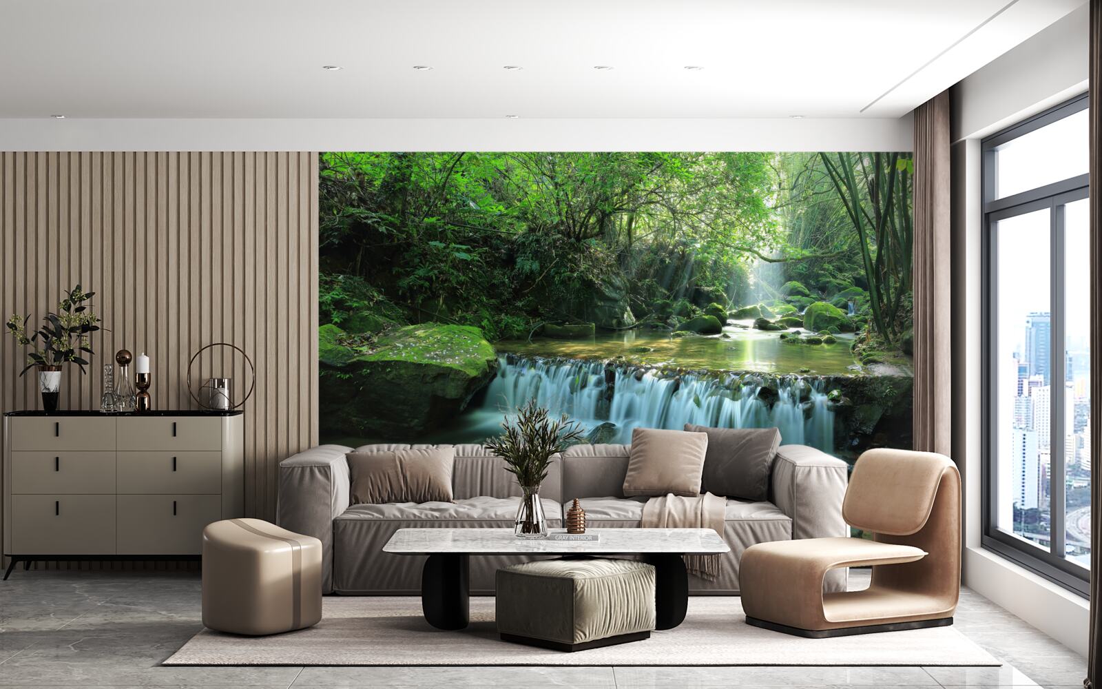 Fotobehang waterval die luidruchtig brede stromen door het groen laat lopen, verlicht door zonnestralen