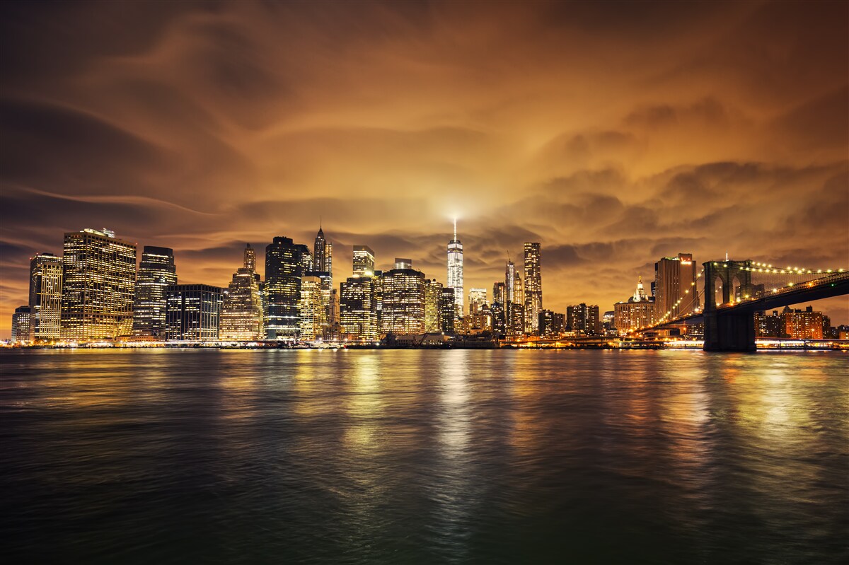 Fotobehang zonsondergang verlicht de gloed van de nachtlampen