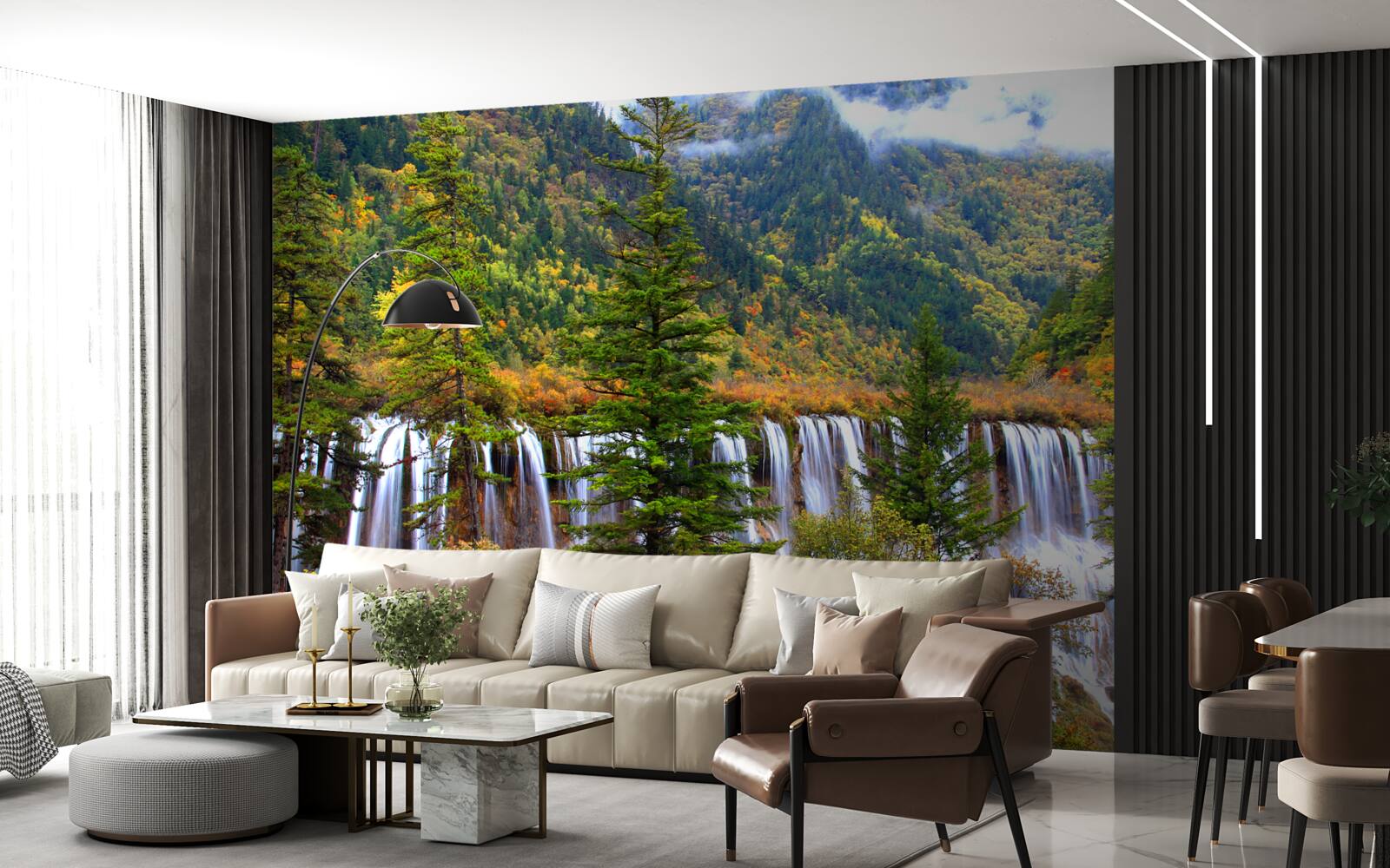 Fotobehang een enorme waterval die langs de berghelling naar beneden stroomt