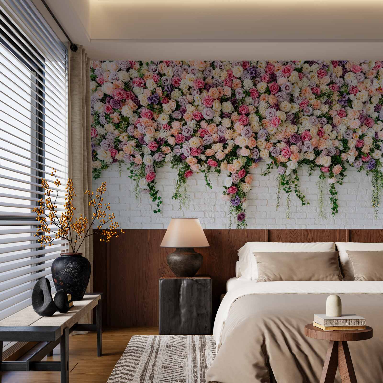 Fotobehang Bakstenen muur versierd met rozenstruikbloemen