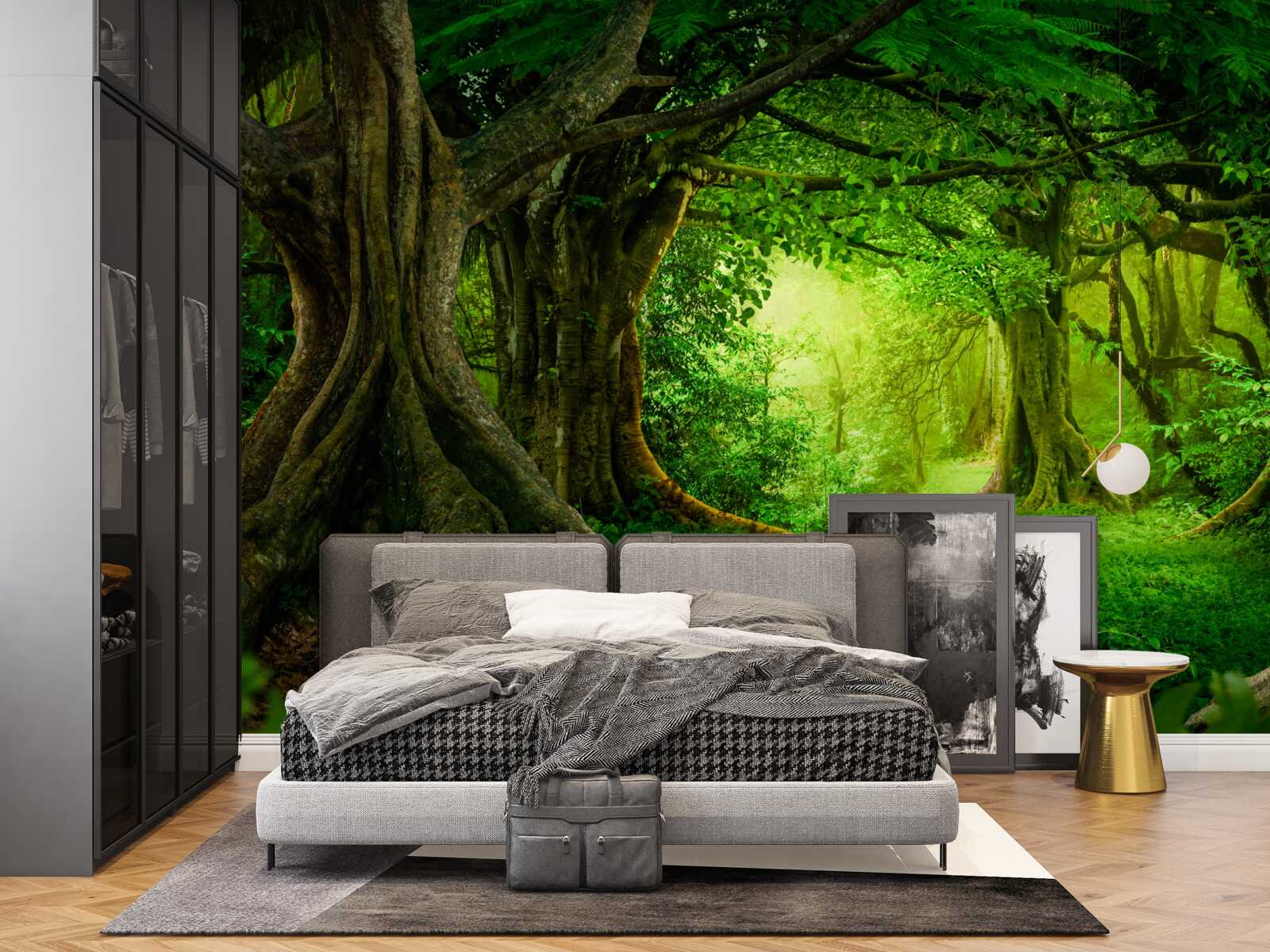 Fotobehang oude bomen in een groen struikgewas