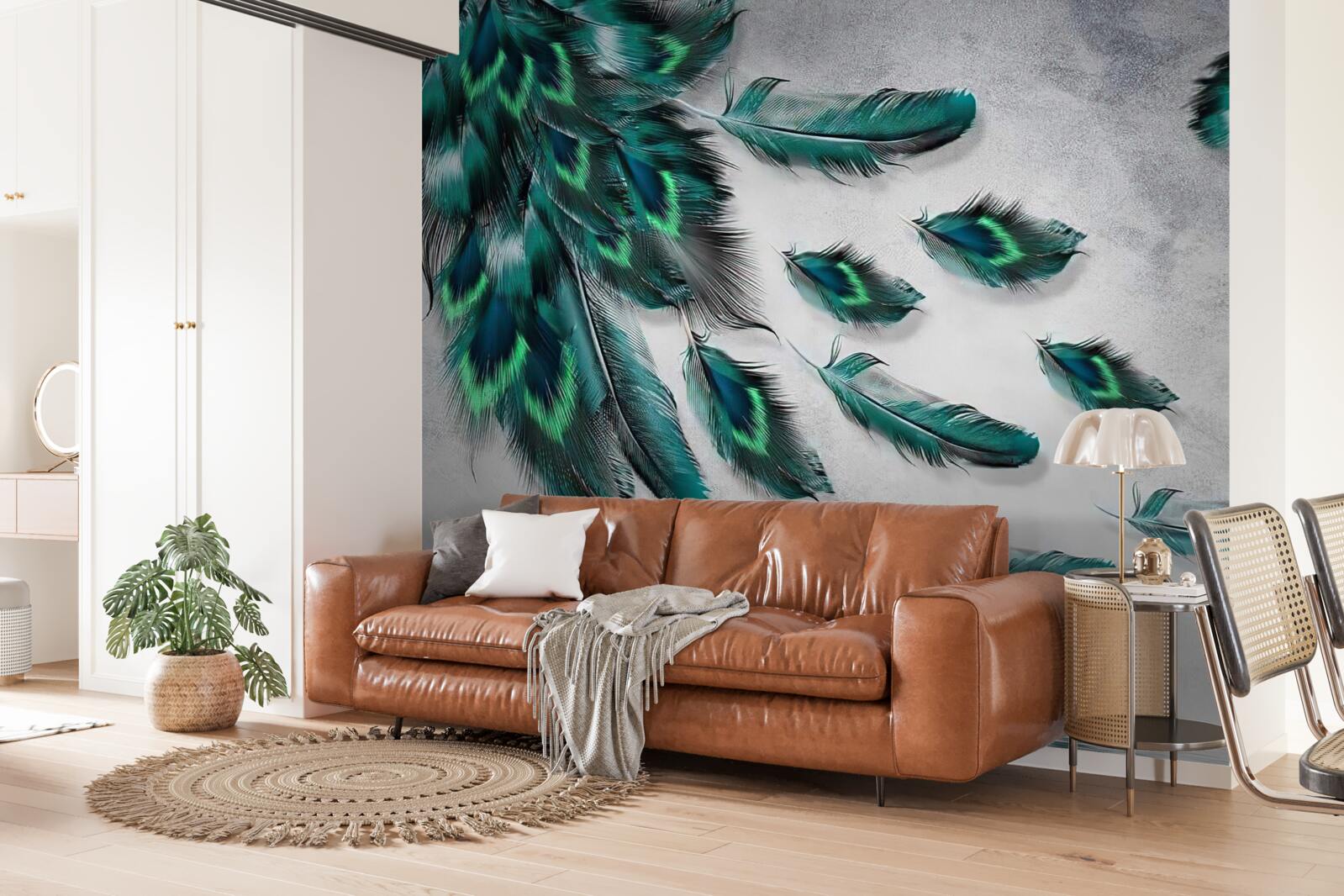 Fotobehang het water is bedekt met neerdalende smaragdgroene pauwenveren