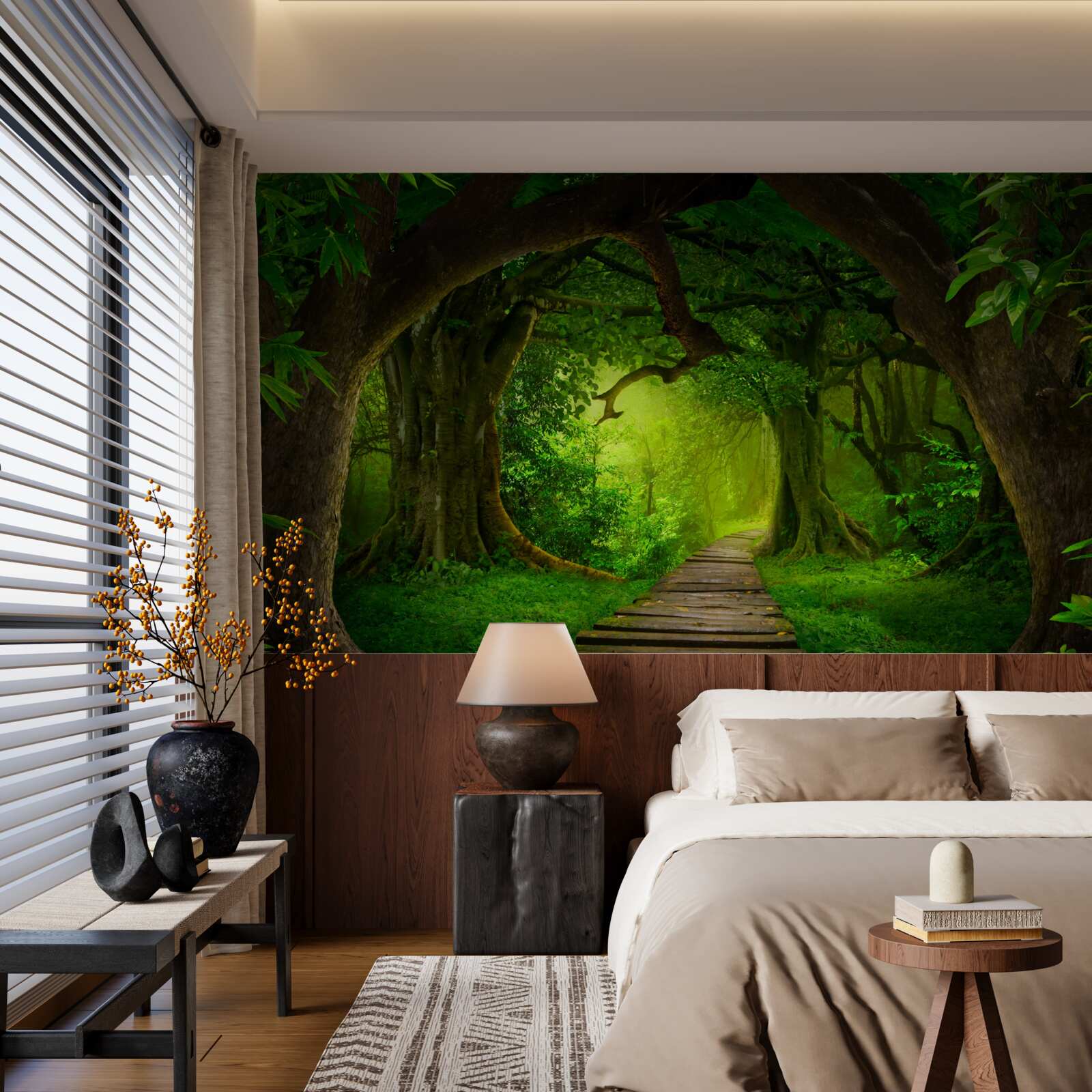 Fotobehang duidelijk pad tussen eeuwenoude bosbomen