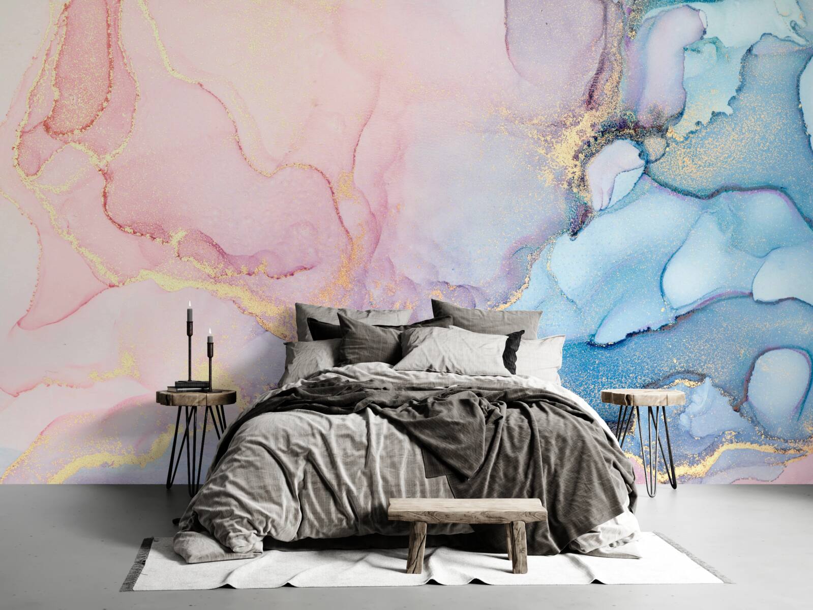 Fotobehang zachtroze wolken drijven over het water