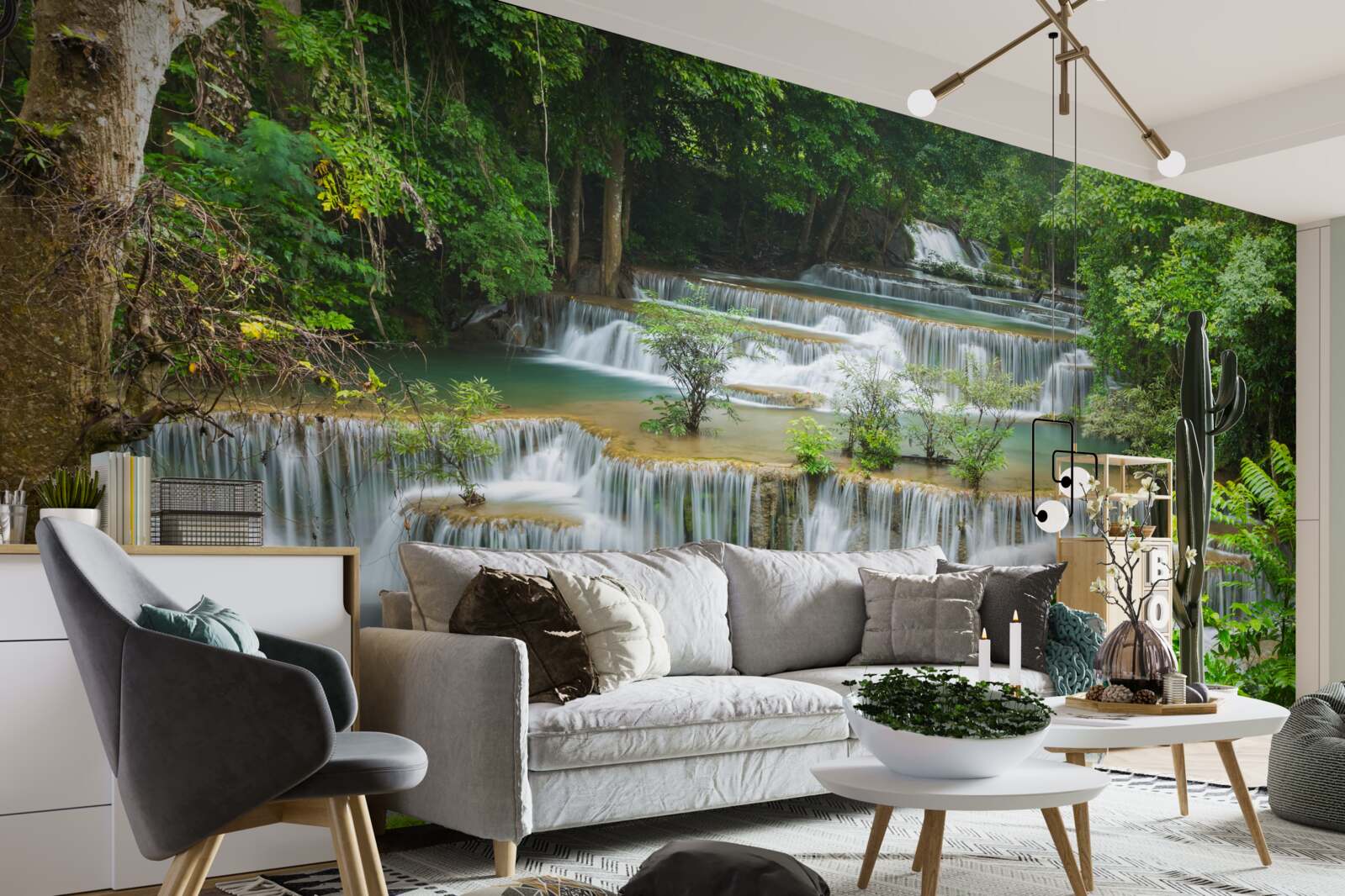 Fotobehang een majestueuze waterval waar het water met een oorverdovend lawaai snel vanaf valt