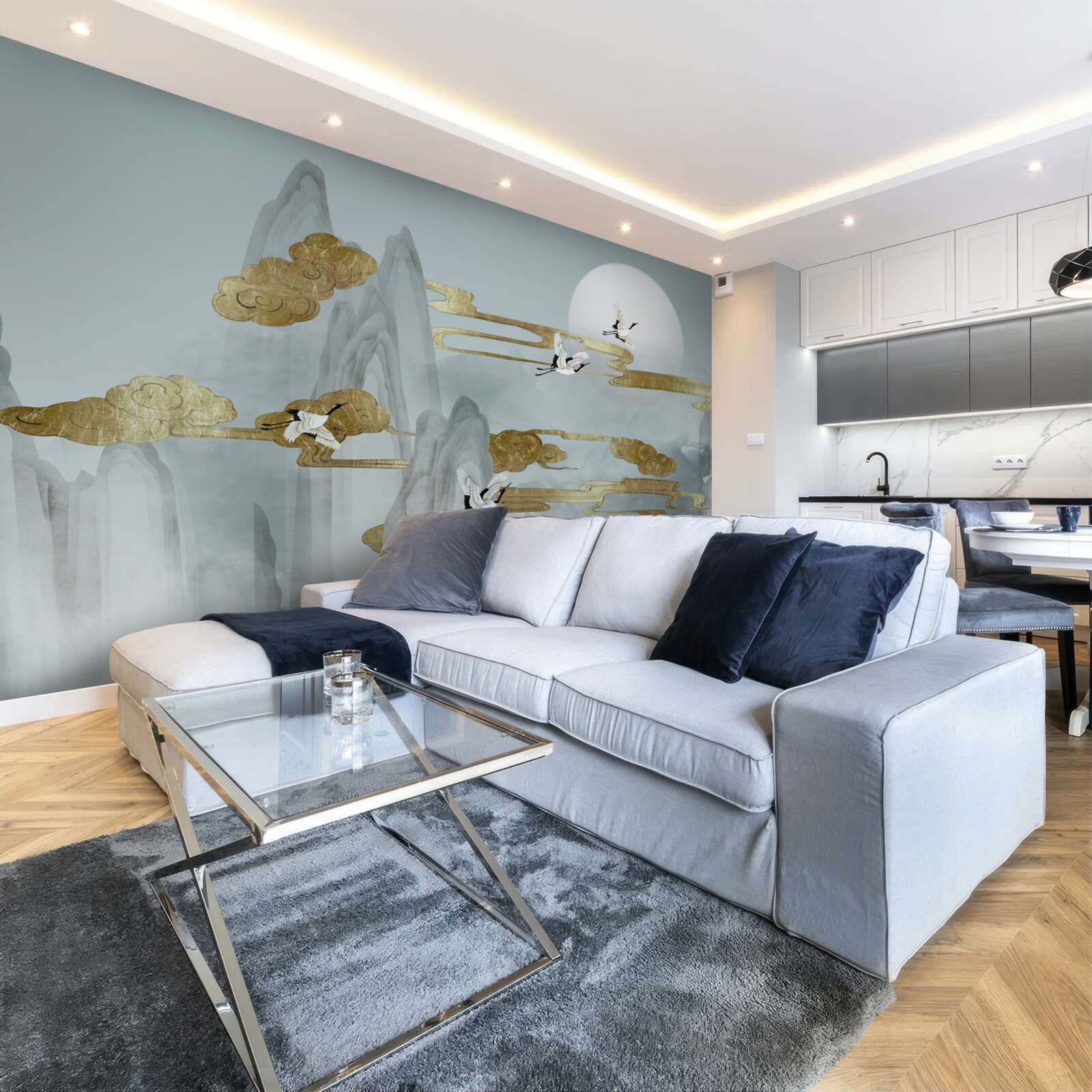 Fotobehang grijze pieken blijven achter terwijl kraanvogels voorbij vliegen