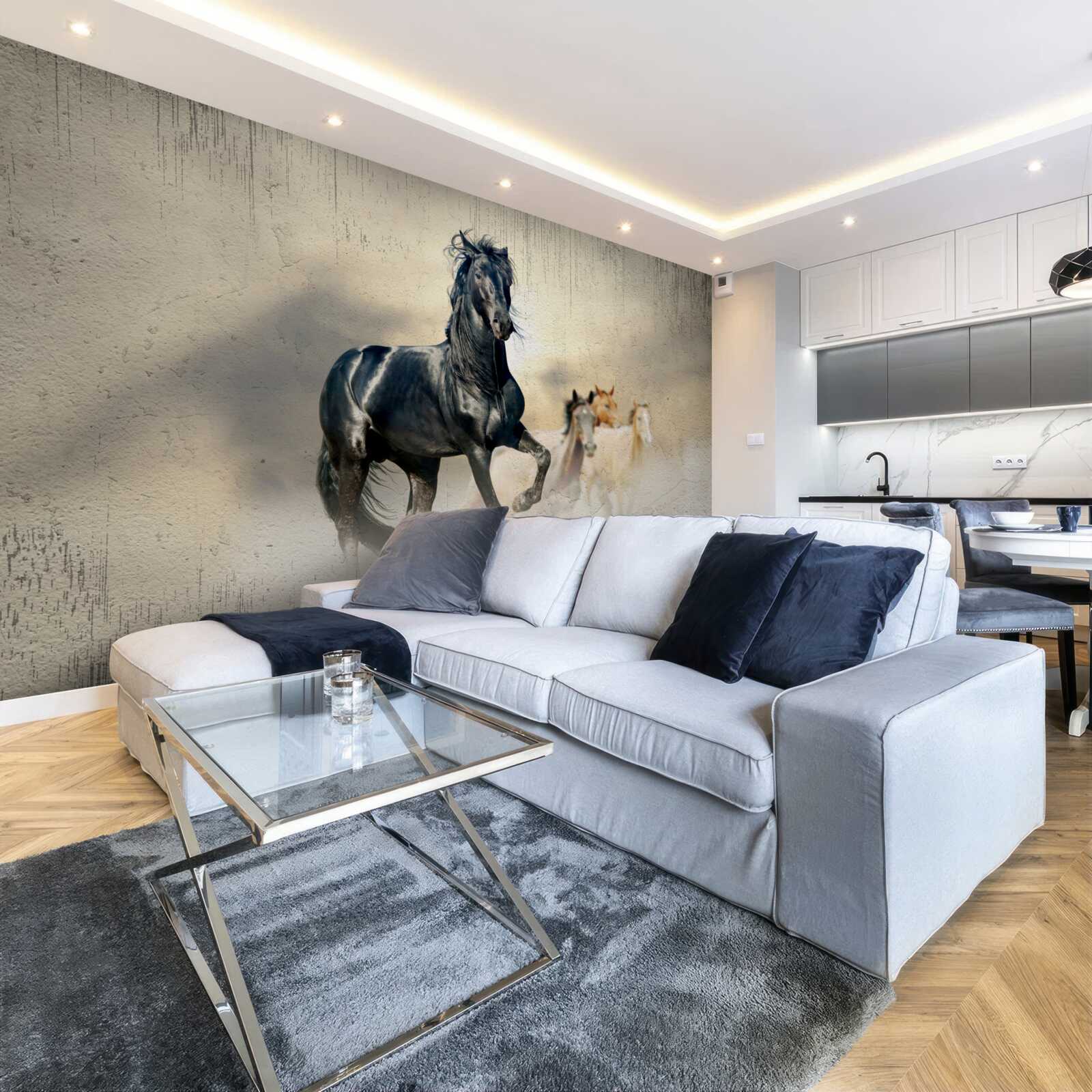 Fotobehang een kudde paarden graast op een uitgestrekte weide