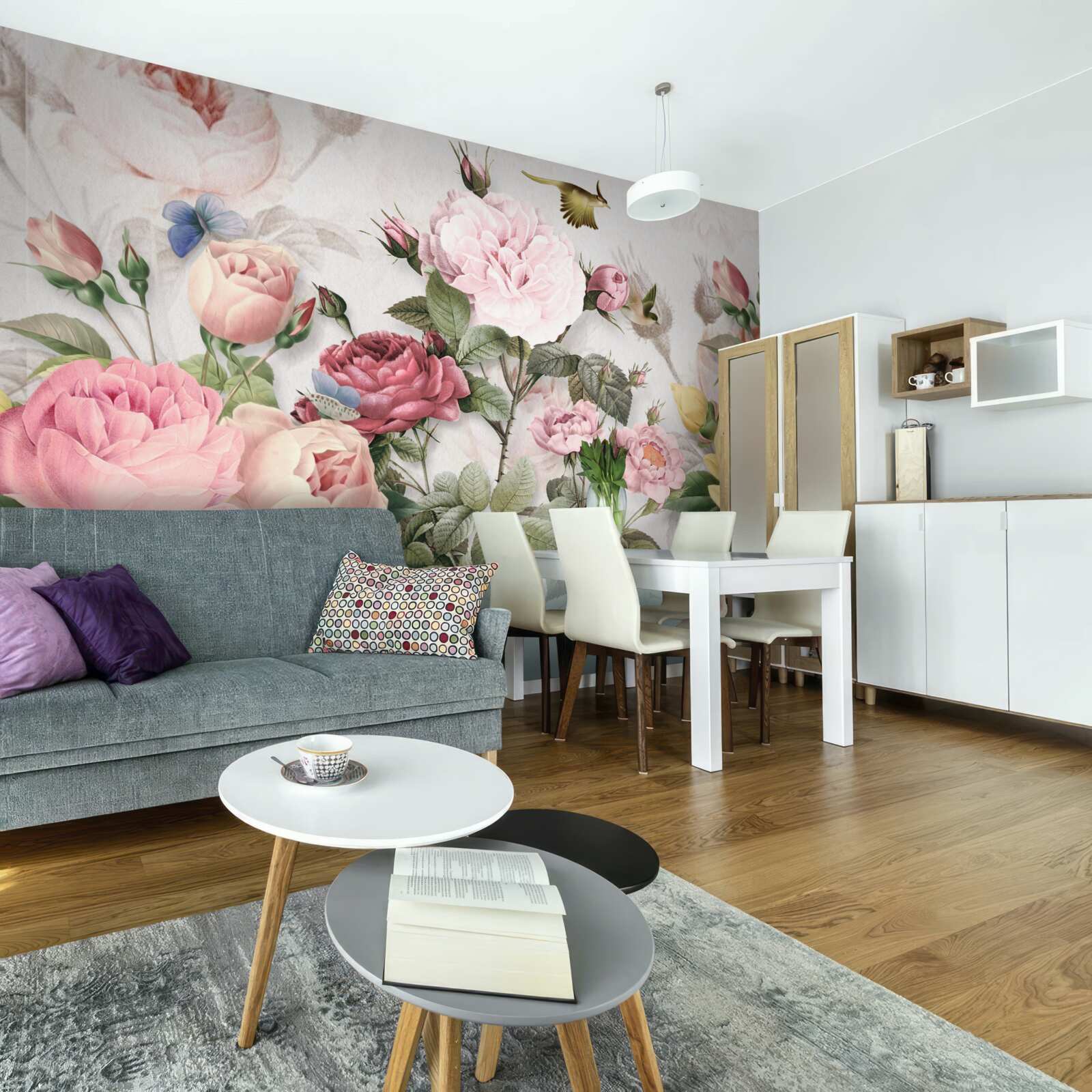 Fotobehang een explosieve mix van groentinten en zomerse bloementinten