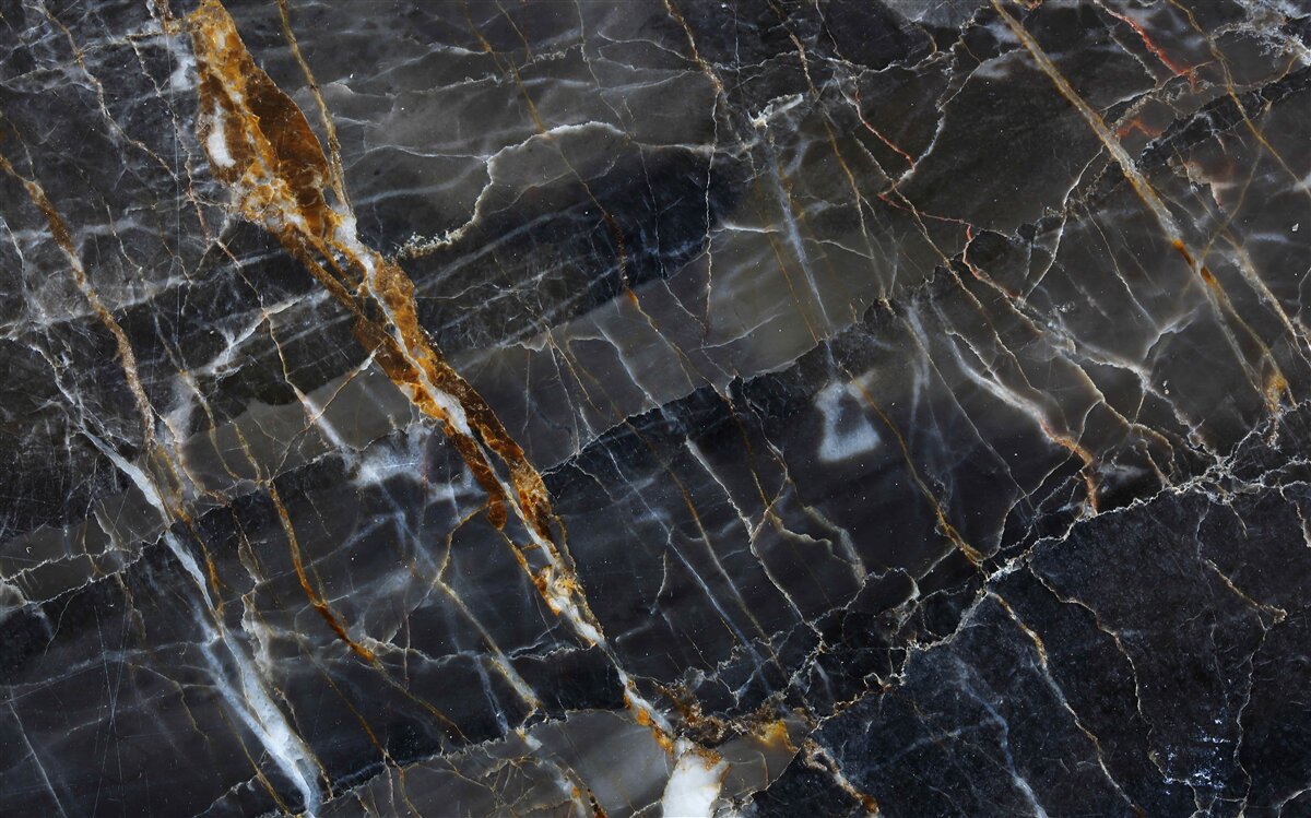 Fotobehang zwart en goud geverfd marmer