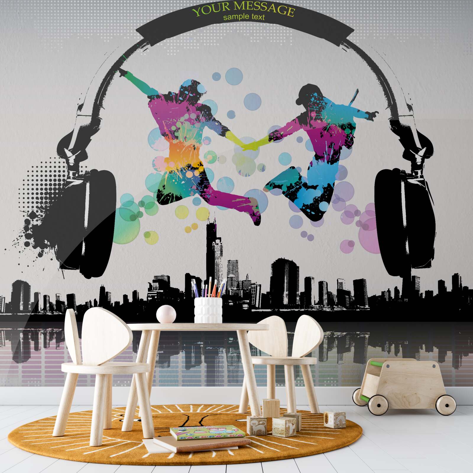 Fotobehang twee dansers tegen een achtergrond van een abstracte stad en koptelefoons