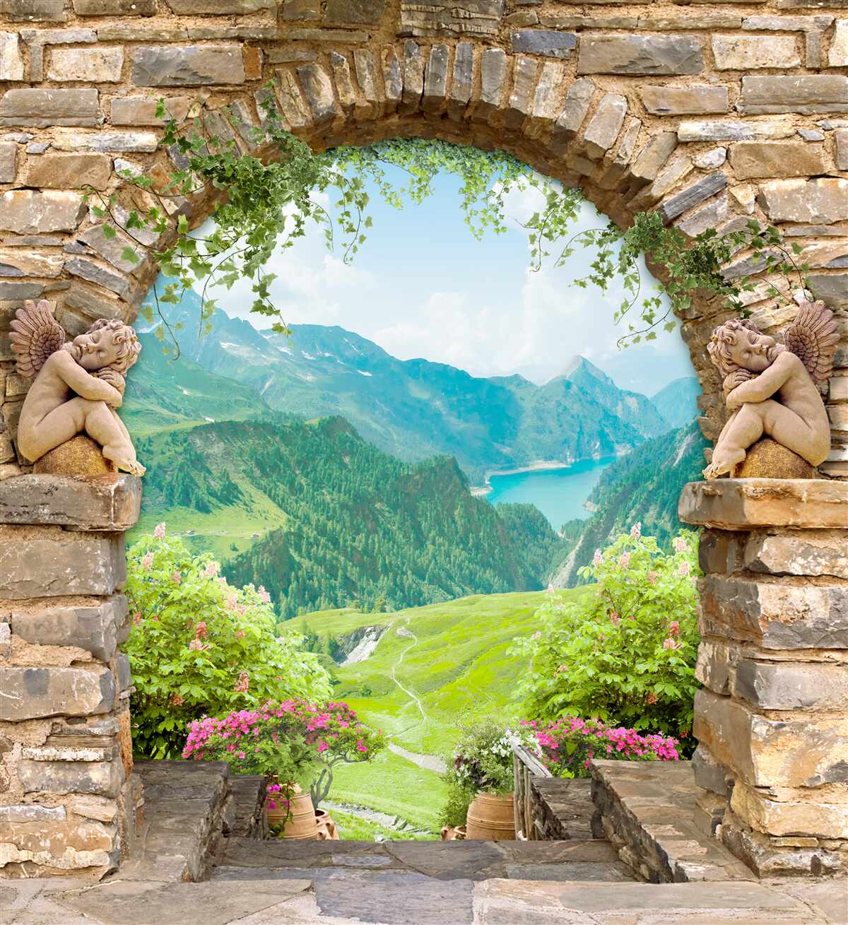Fotobehang oude stenen boog met beeld van engelen en panorama van bergen