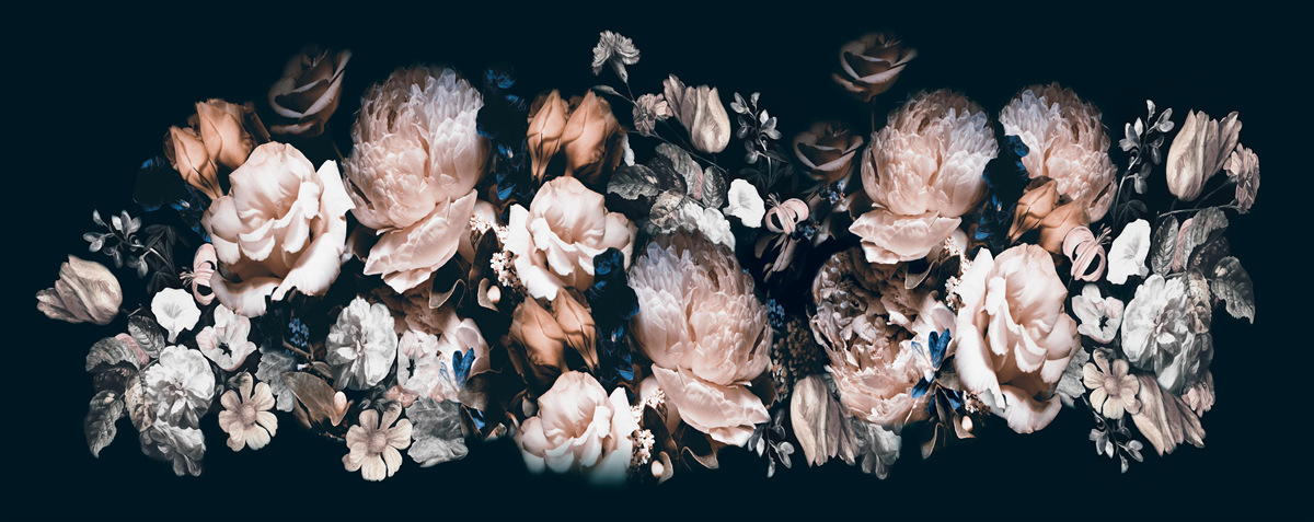 Fotobehang Bloemen in witte en roze tinten in het arrangement