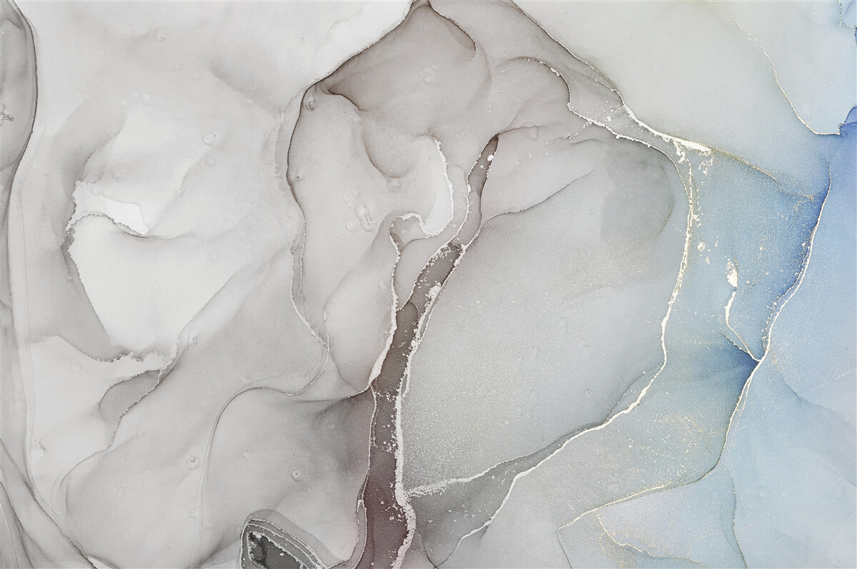 Fotobehang lichtgrijs marmer afgewisseld met goud- en blauwtinten