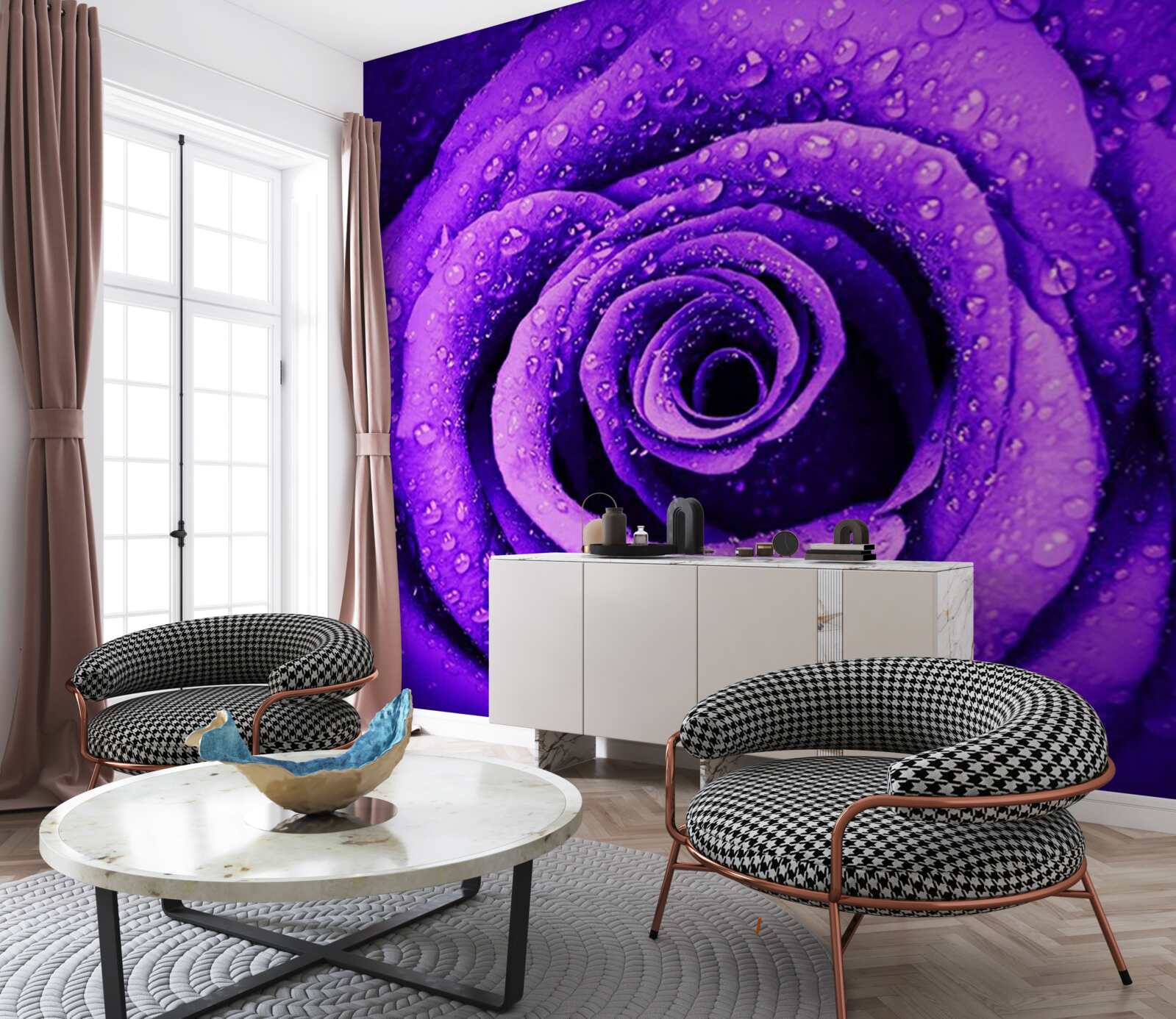 Fotobehang een close-up van een paarse roos bedekt met regendruppels