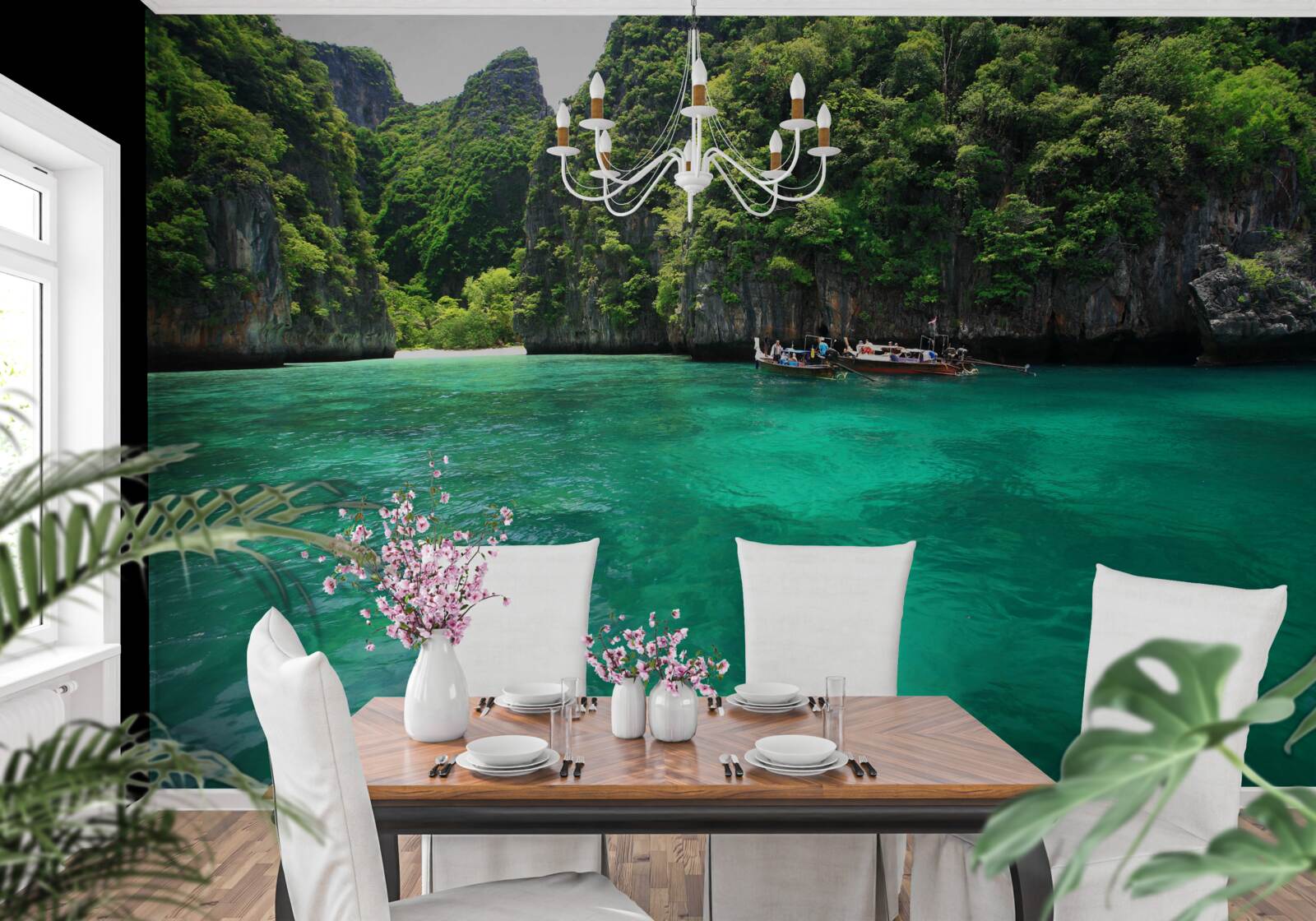 Fotobehang turquoise wateren en smaragdgroene bergeilanden