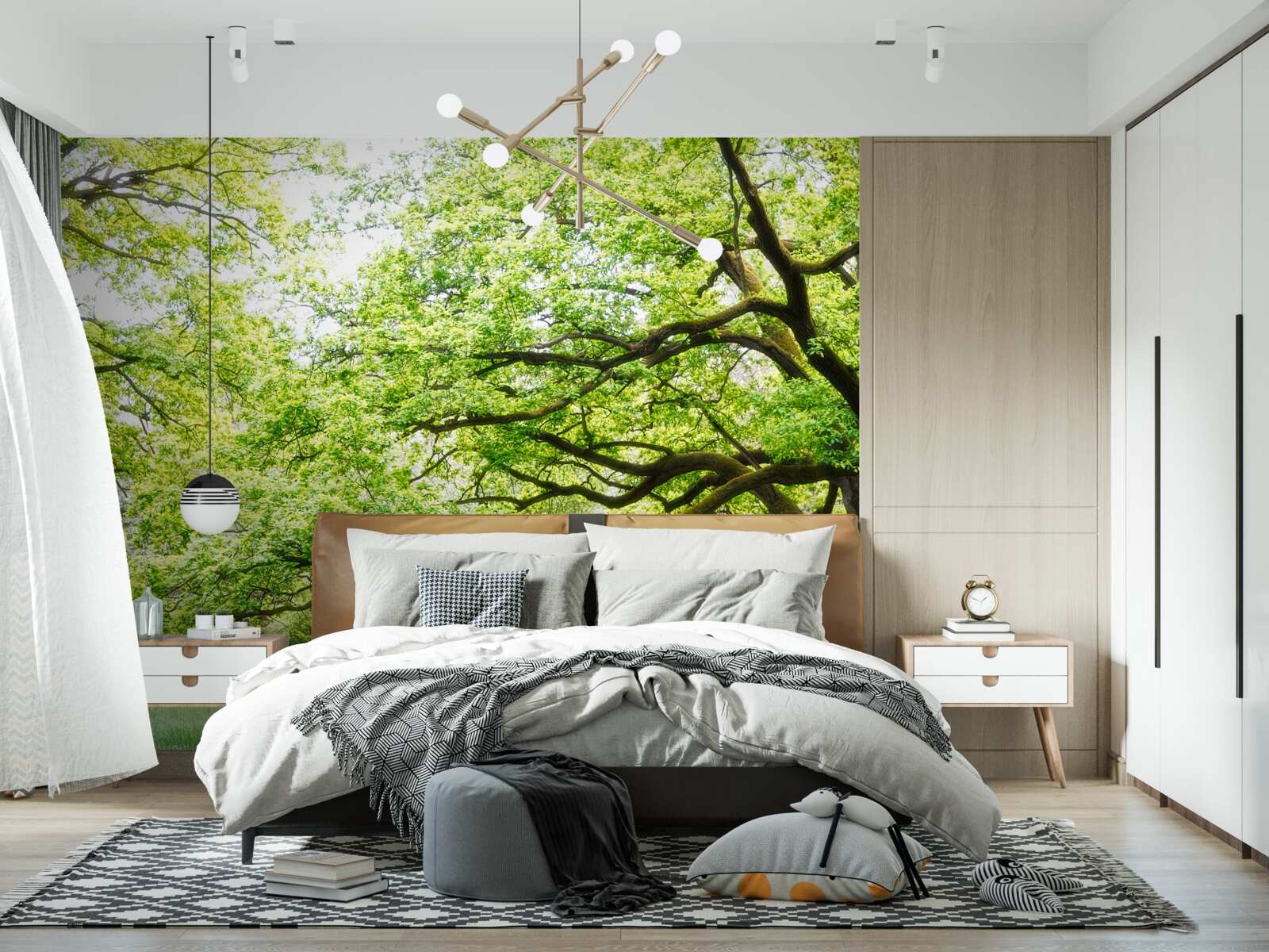 Fotobehang oude boom met groene bladeren op een zomerse dag